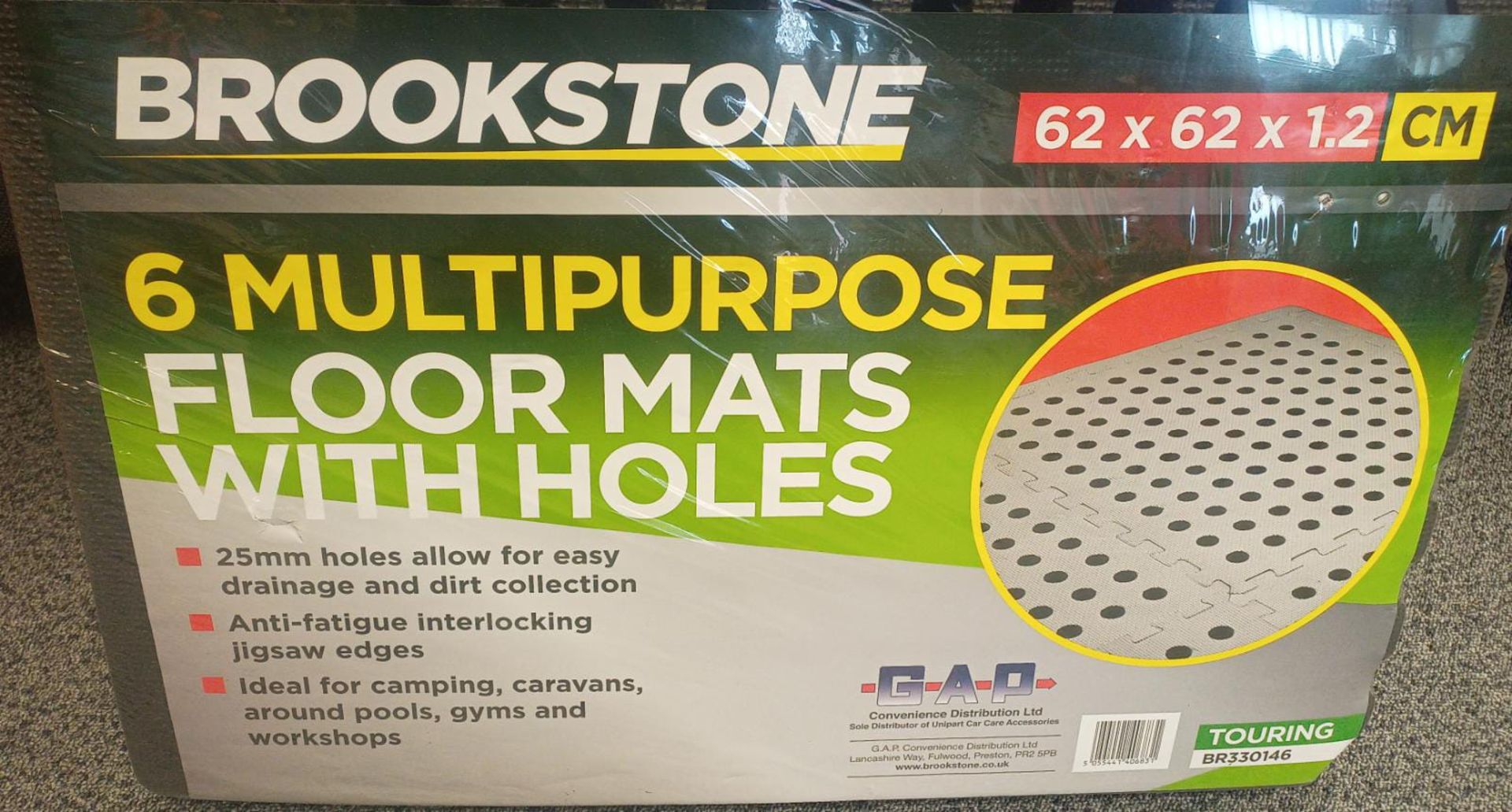 432 X BROOKSTONE NEW INTERCONNECTING GYM / GARAGE FLOOR MATS (72 PACKS OF 6) - 62 X 62 X 1.2CM - Image 5 of 6