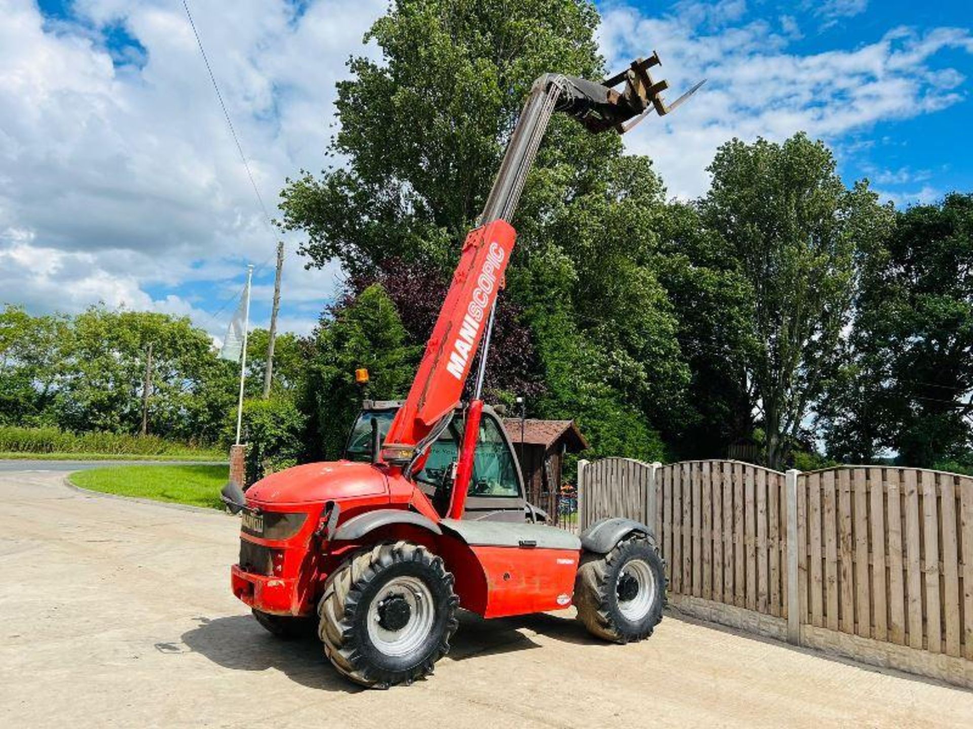 MANITOU MLT627T 4WD TELEHANDLER C/W PALLET TINES - Image 10 of 18