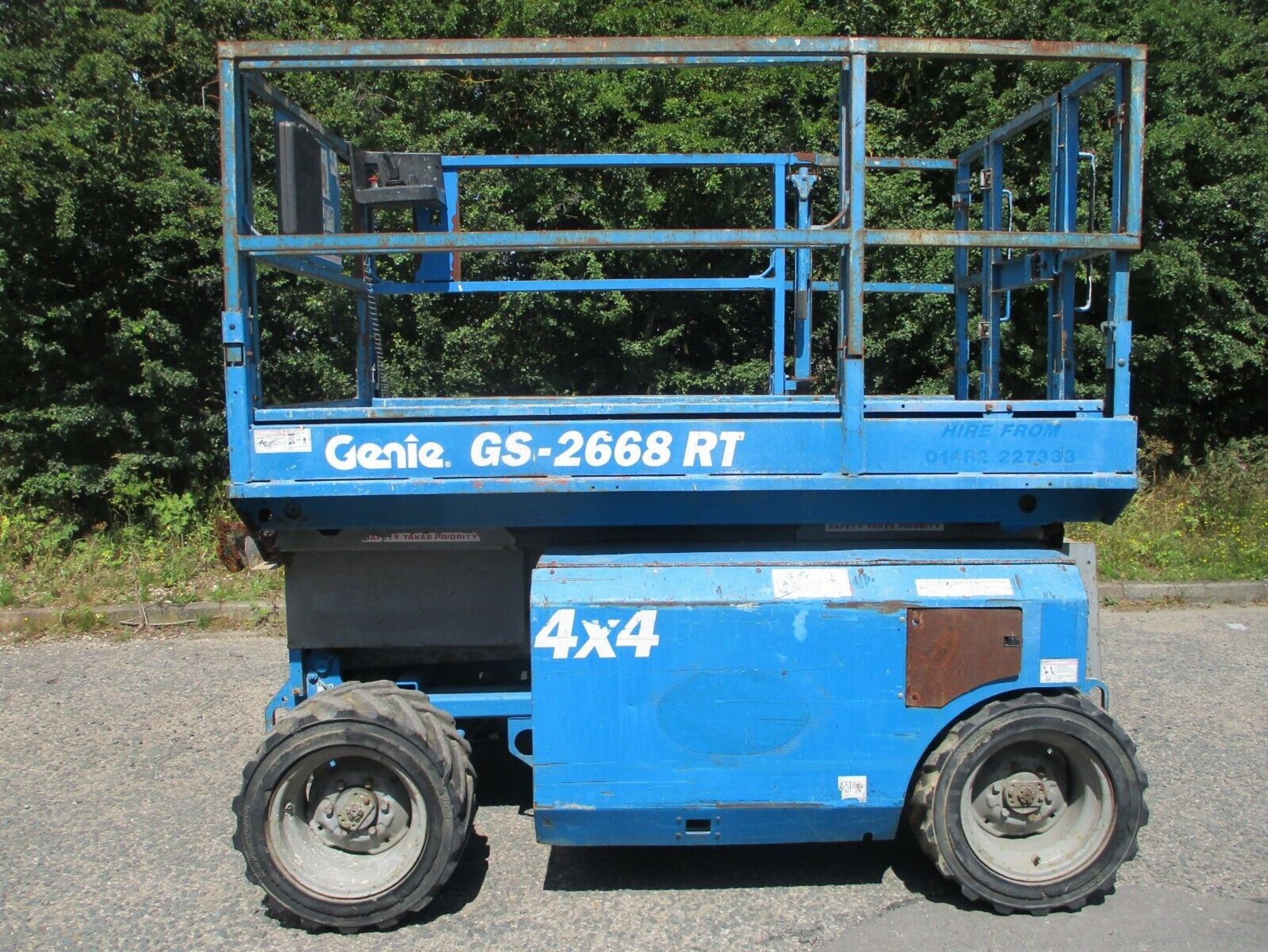 2006 GENIE GS 2668 SCISSOR LIFT ACCESS PLATFORM CHERRY PICKER MEWP UPRIGHT 4X4 - Image 10 of 11