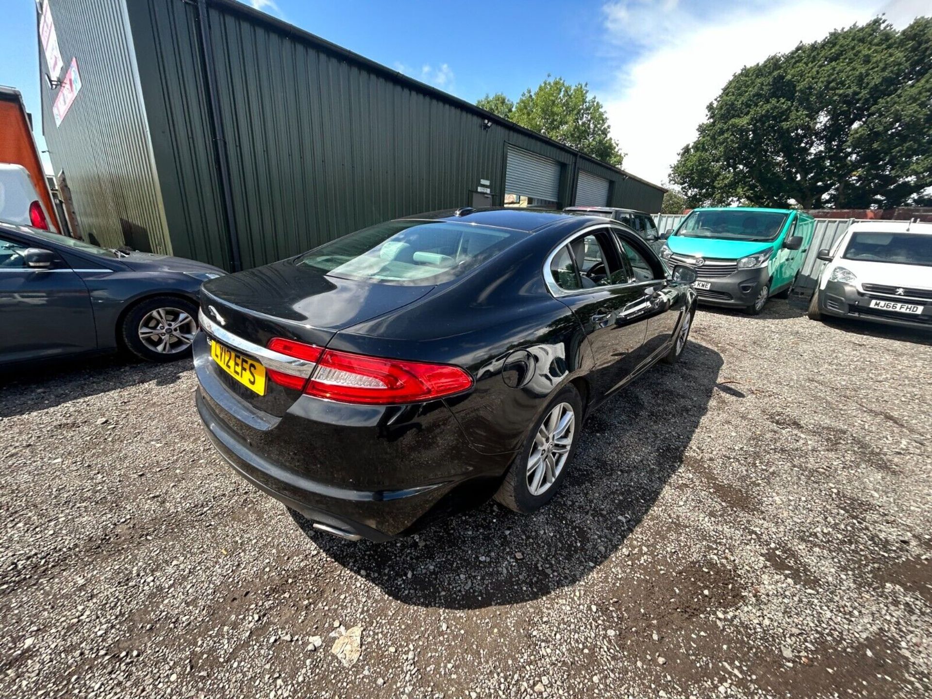 2012 JAGUAR XF LUXURY AUTOMATIC SWB SALOON 5 DOOR STARTS AND DRIVES - Image 15 of 15