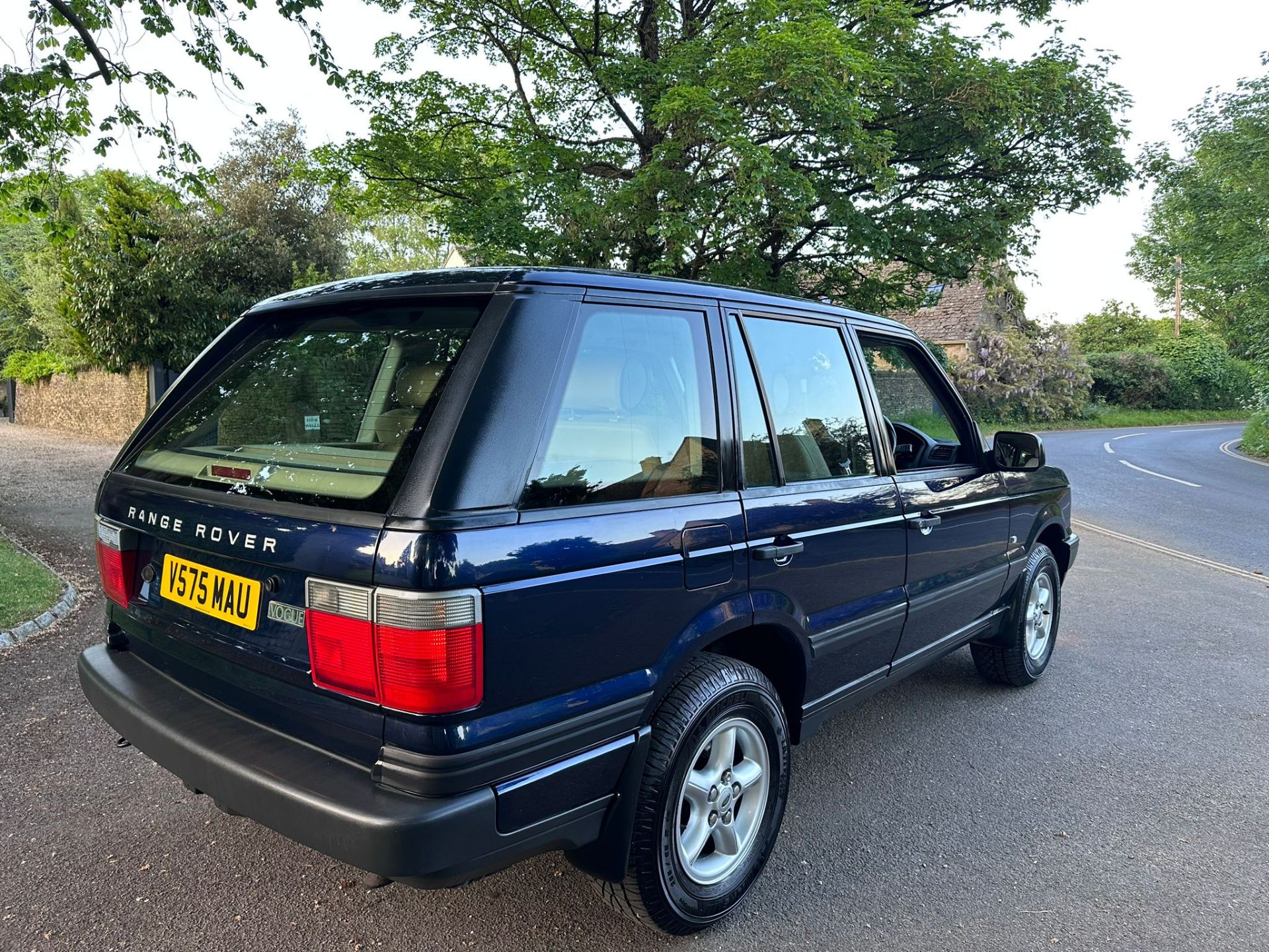 1999 RANGE ROVER VOGUE 4.6 V8 P38 (THOR ENGINE) - 59K MILES FROM NEW - Image 7 of 13
