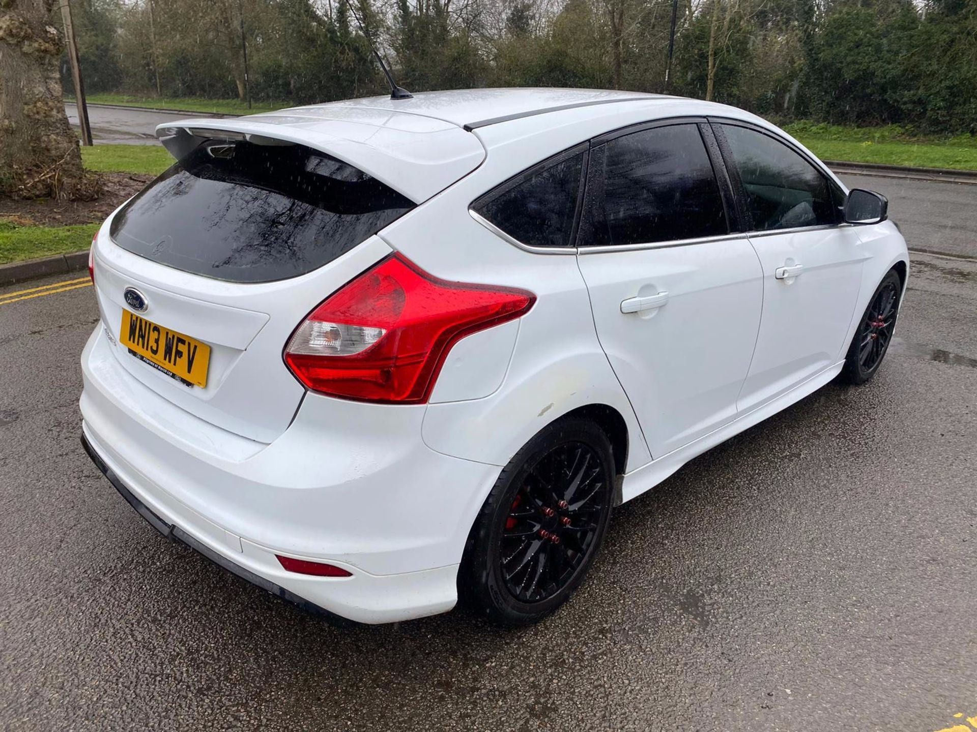 2013 FORD FOCUS 1.0T ECOBOOST ZETEC S 5 DOOR HATCHBACK - 100,000 MILES - Bild 4 aus 15