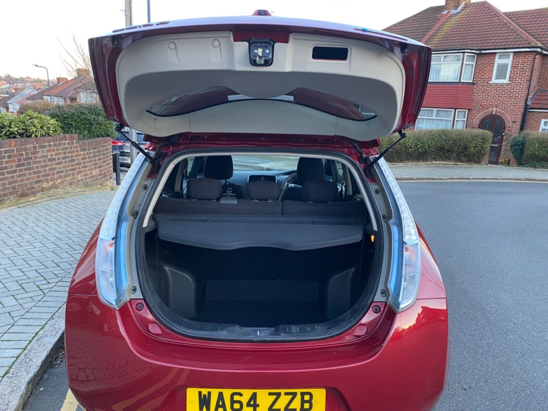 2014 (64) NISSAN LEAF ACENTA 109 ELECTRIC 24KWH 80KW LOW MILEAGE - Image 14 of 17