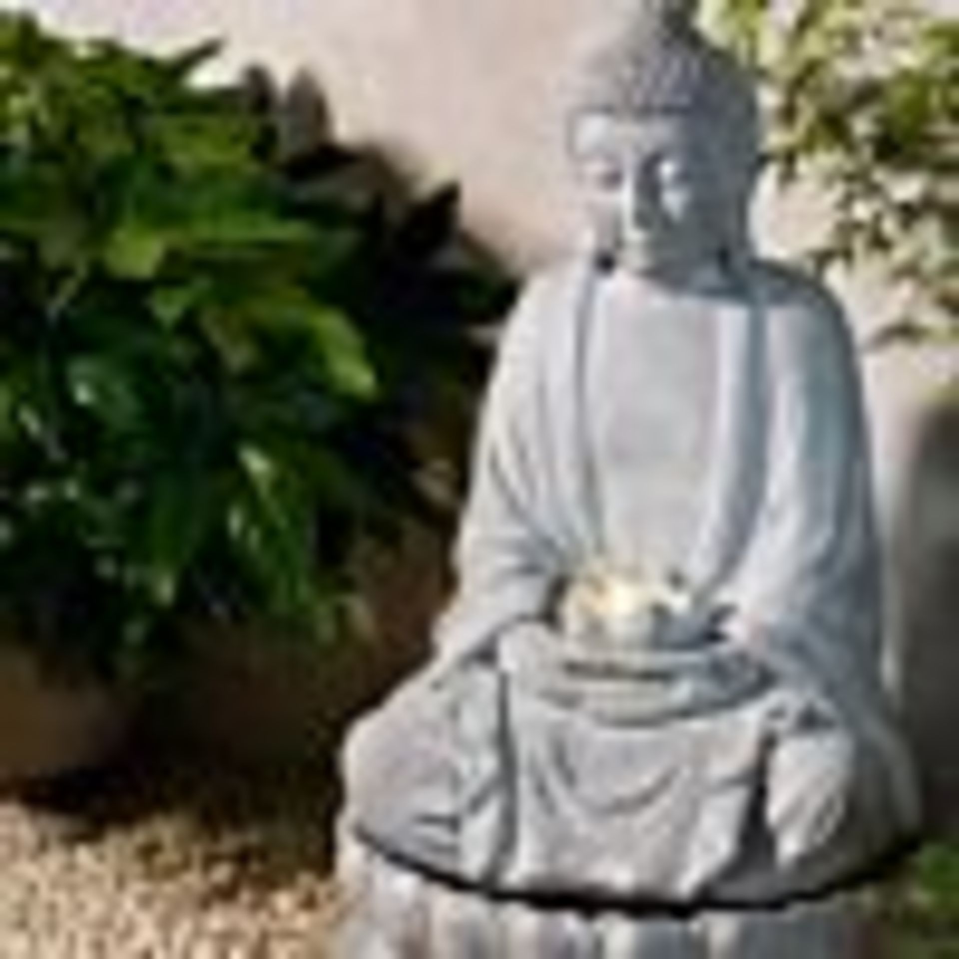 BRAND NEW THE OUTDOOR LIVING COMPANY 86CM BUDDHA WATER FEATURE WITH WARM WHITE LED LIGHT - Image 2 of 4