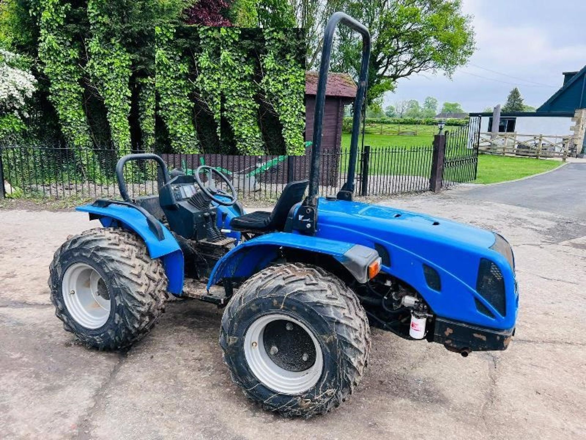 LANDINI 500LE 4WD COMPACT TRACTOR C/W FORWARDS AND REVERSE DUAL DRIVE - Image 24 of 24