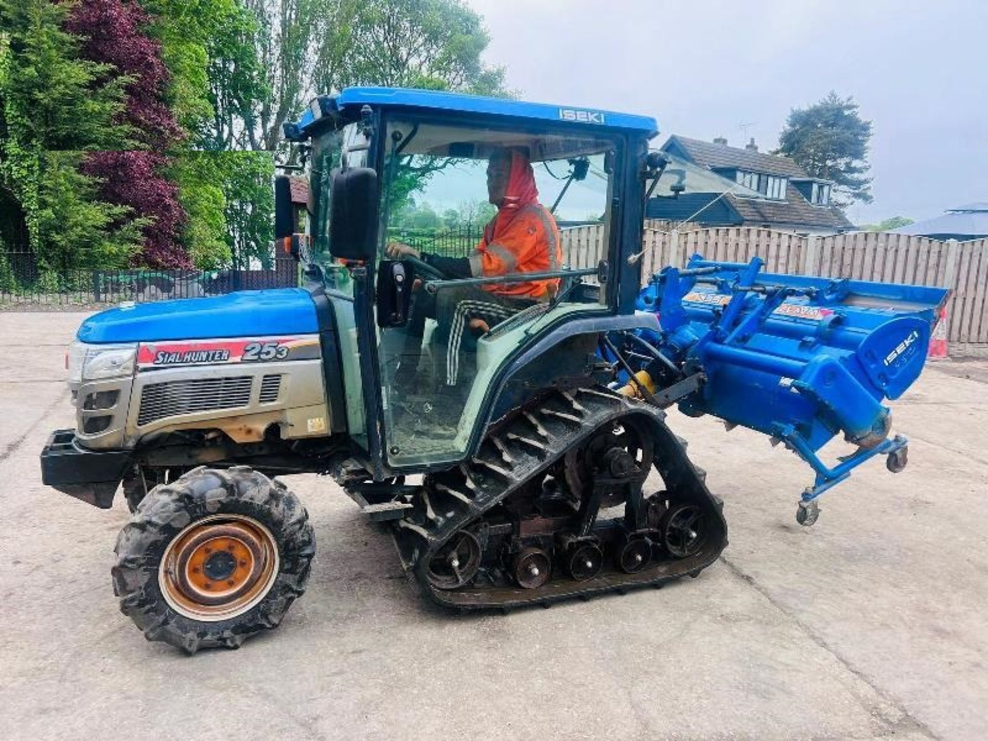 ISEKI TH253 HALF TRACK TRACTOR C/E REAR LINKAGE QUICK HITCH & ROTAVATOR