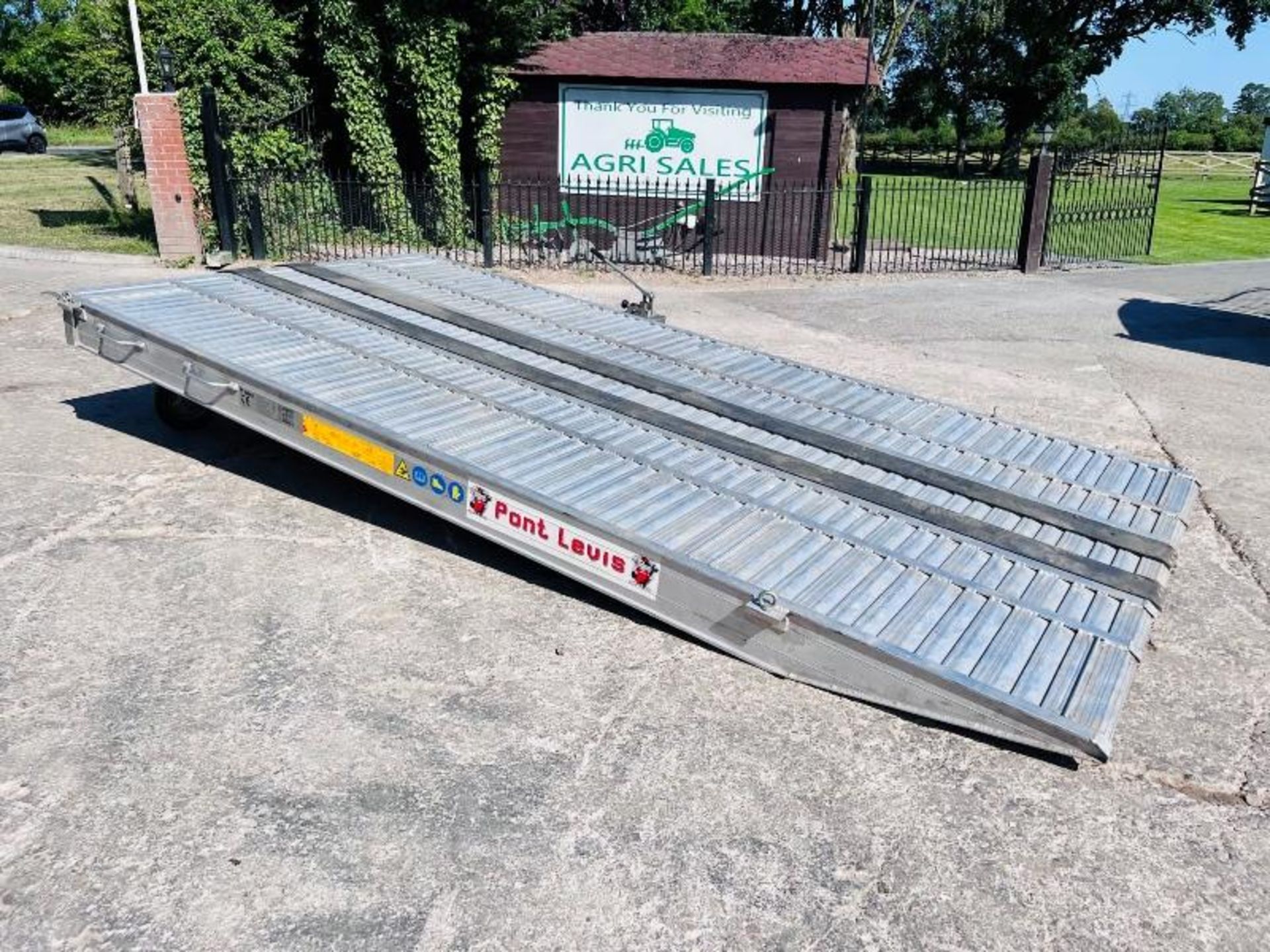 PORT LEVIS 10 TON MOBILE LOADING RAMP - Bild 6 aus 15