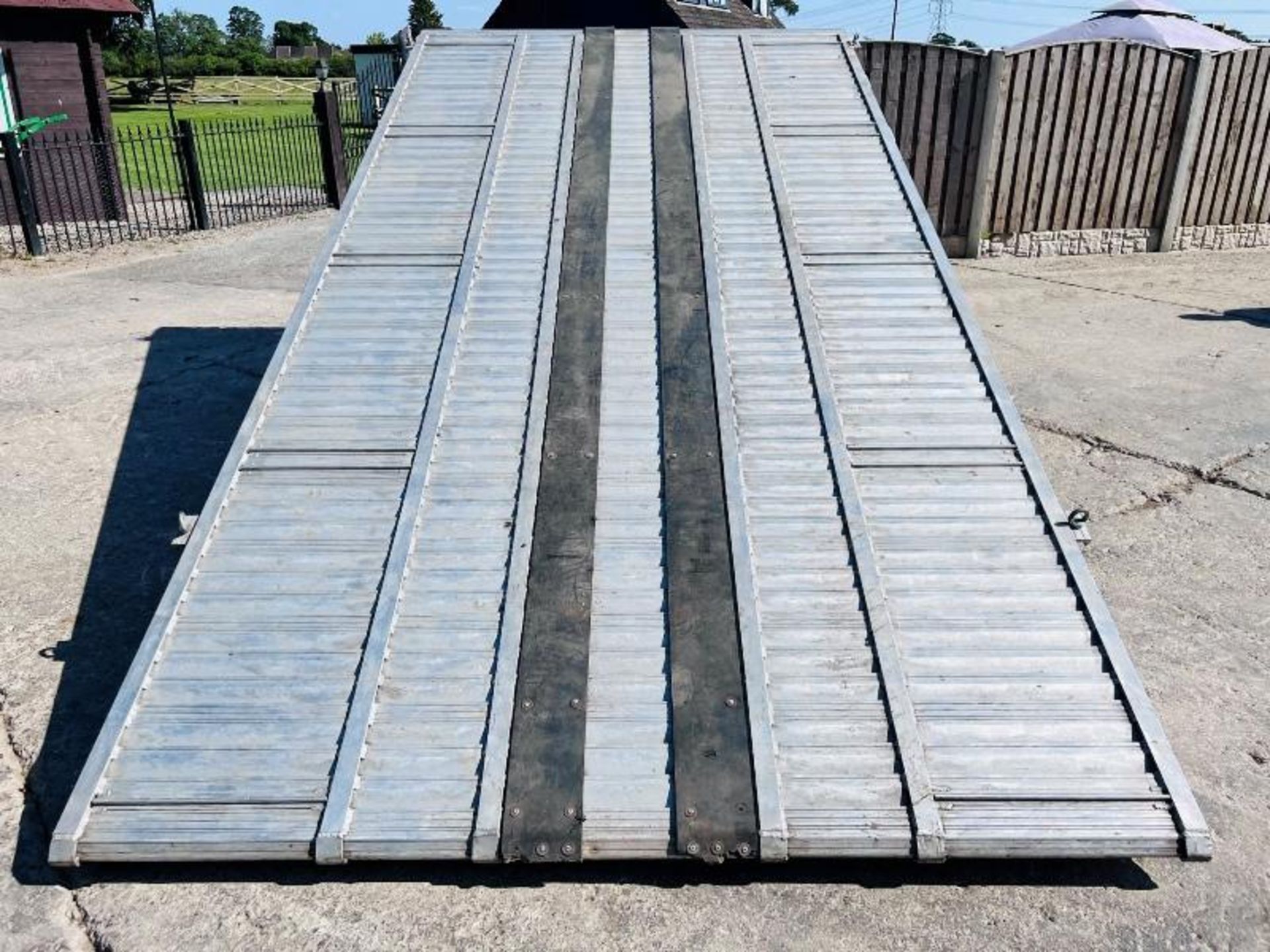 PORT LEVIS 10 TON MOBILE LOADING RAMP - Bild 4 aus 15