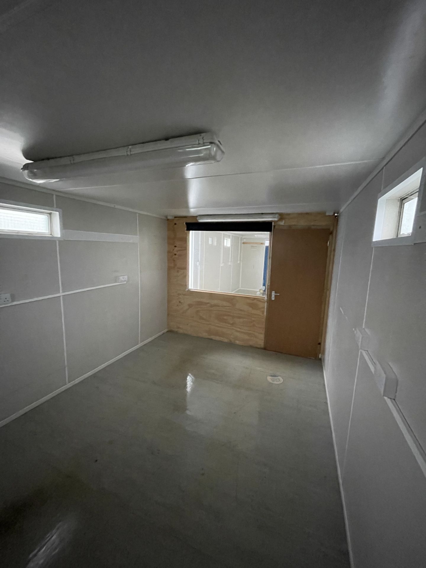 32 FOOT ANTI VANDAL SITE CABIN WELFARE UNIT OFFICE - Image 3 of 9