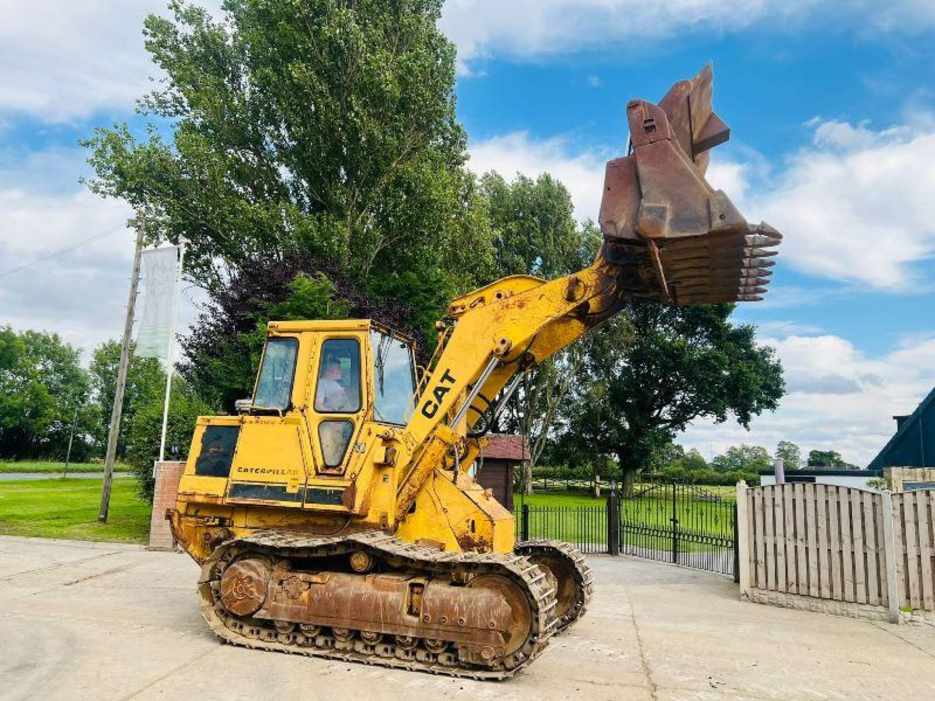 CATERPILLAR 963 DROTT C/W THREE IN ONE BUCKET - Image 11 of 20