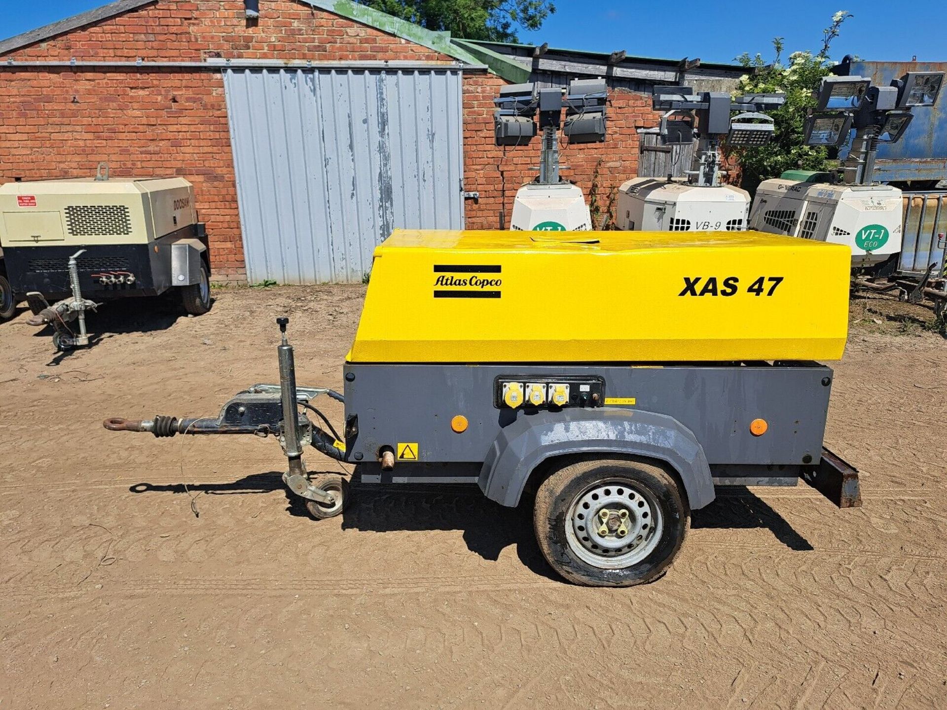 ATLAS COPCO XAS 47 DIESEL COMPRESSOR GENERATOR