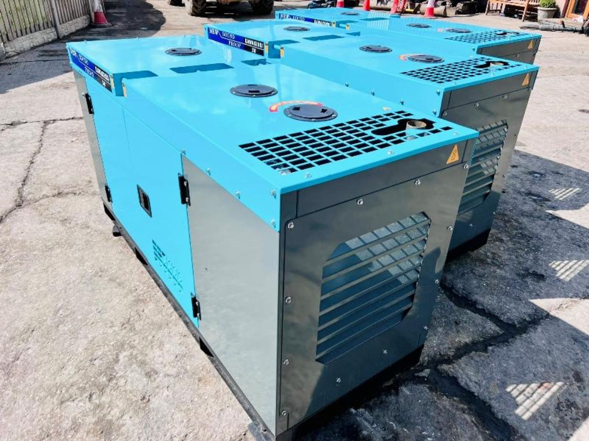 BRAND NEW KAWAKENI KK50 50KVA SILENT RUN GENERATOR *YEAR 2023 - Bild 2 aus 22