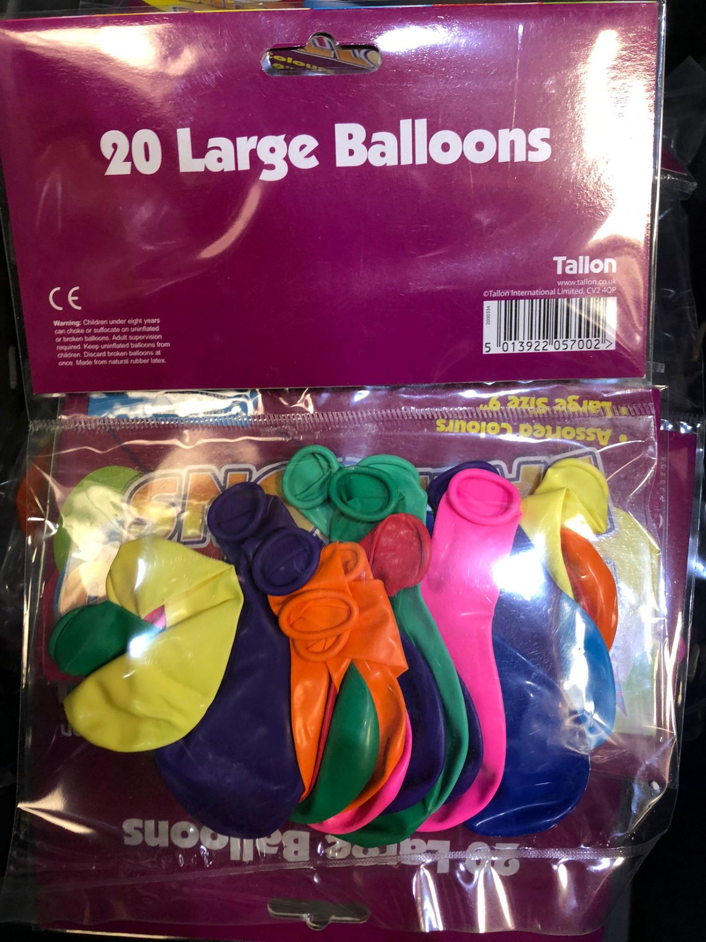 40 PACKS OF LARGE COLOURED & LARGE SILVER BALOONS IN RETAIL PACKS RRP 1.99 EACH - Bild 2 aus 4
