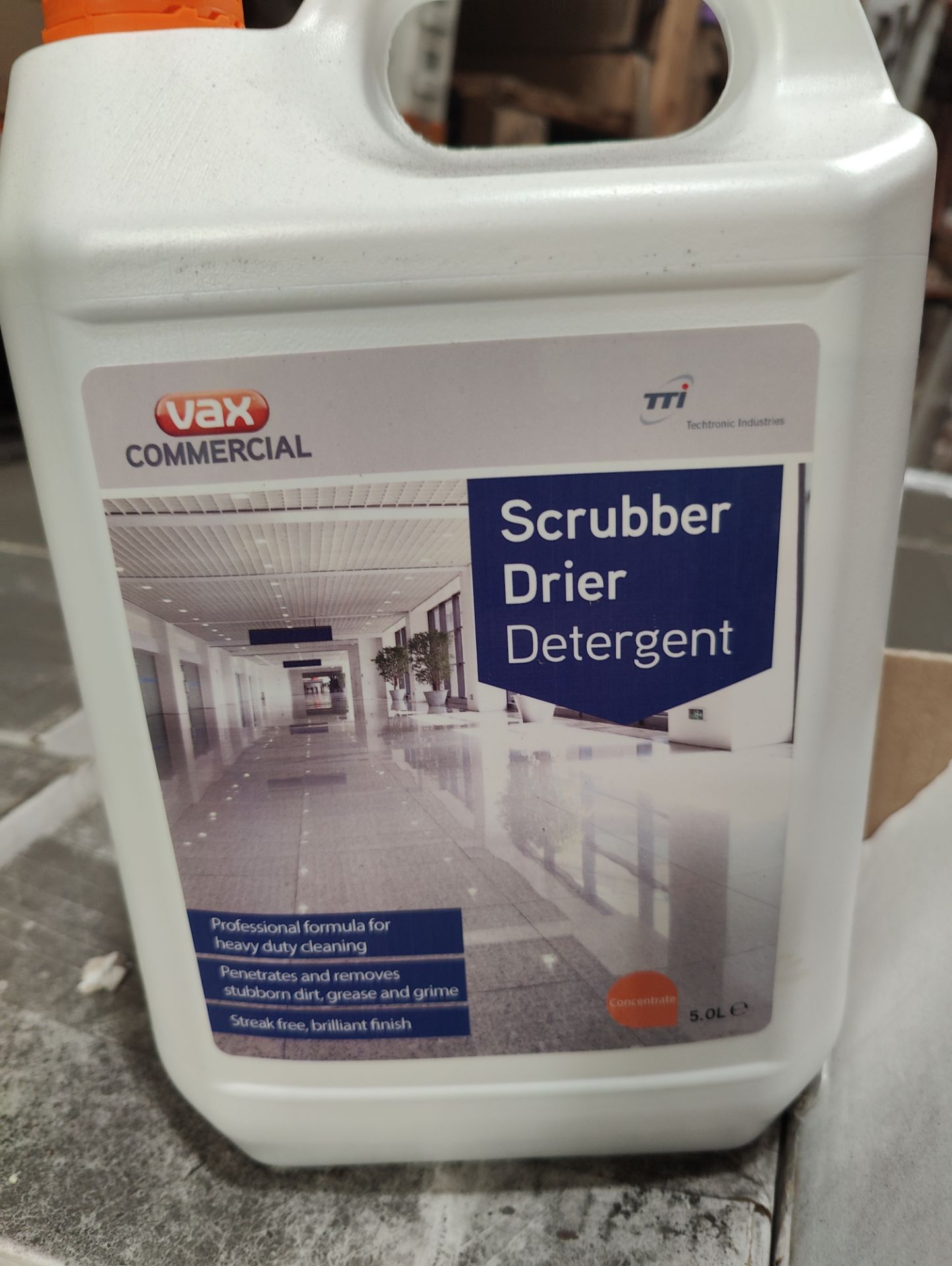 PALLET CONTAINING APPROX 100 X VAX 5L COMMERCIAL FLOOR DETERGENT