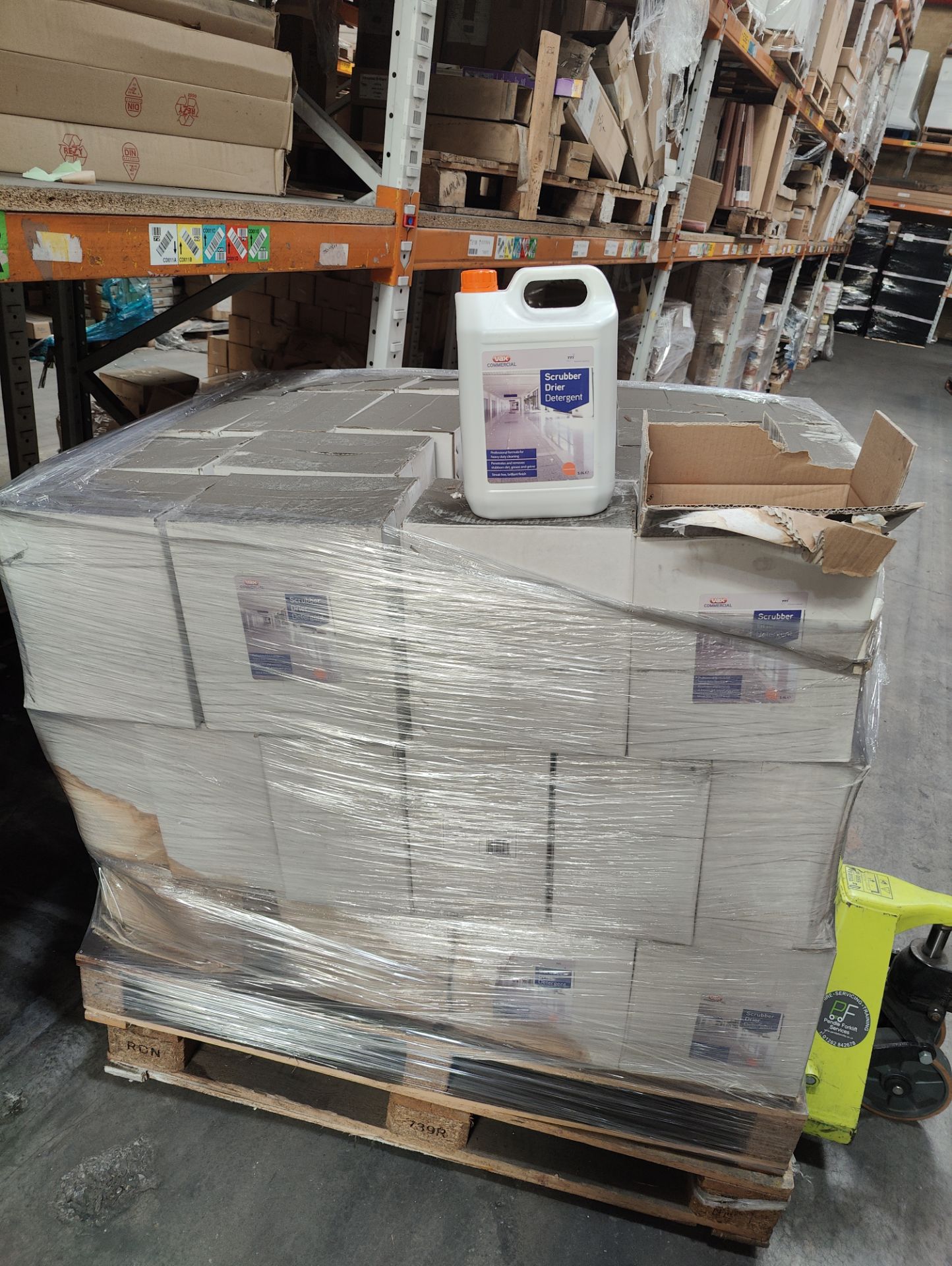 PALLET CONTAINING APPROX 100 X VAX 5L COMMERCIAL FLOOR DETERGENT - Image 3 of 3