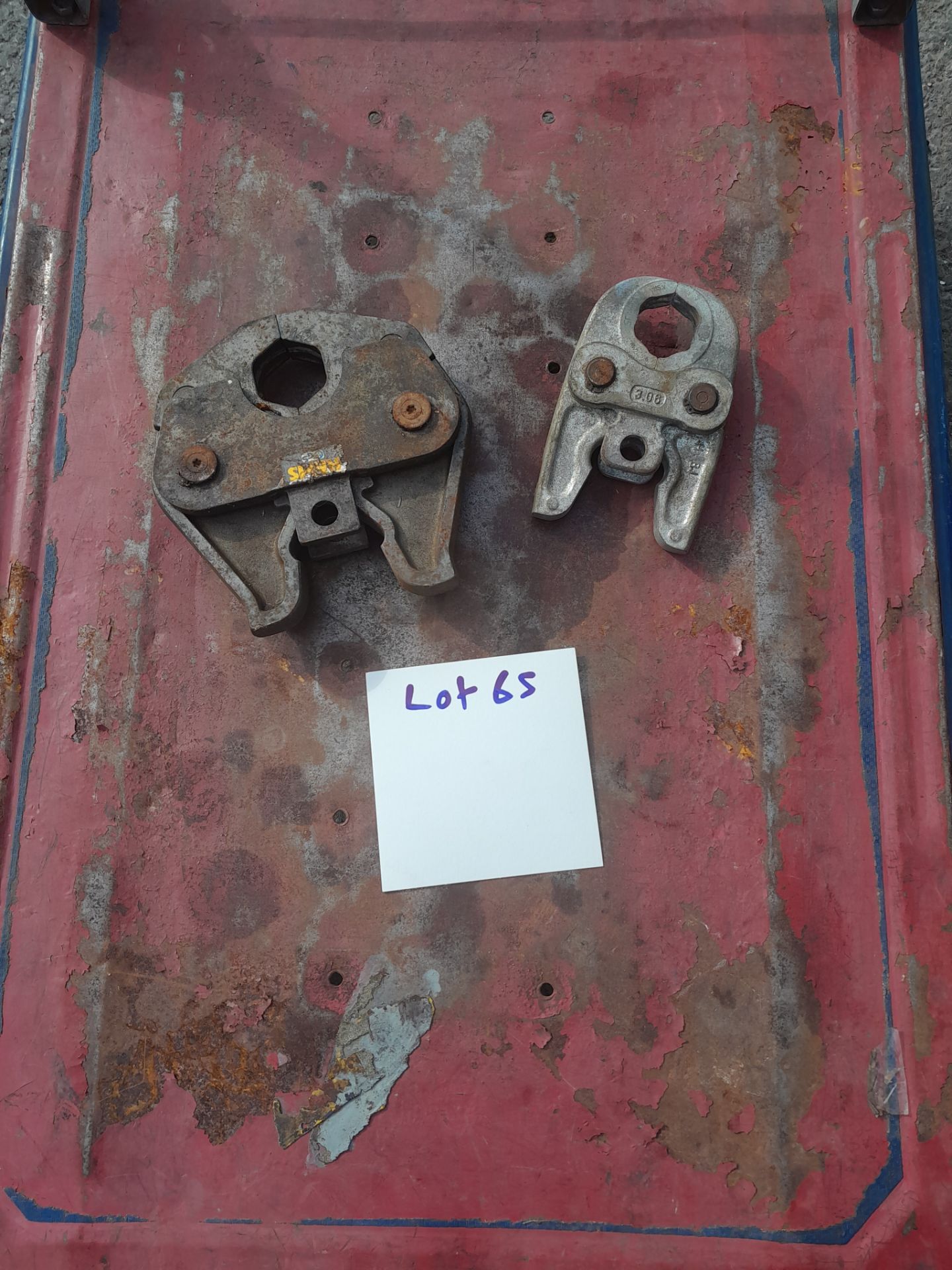 ENGINEERING LOT JL65 PLUMBERS CLAMPS / CRIMPS REMS