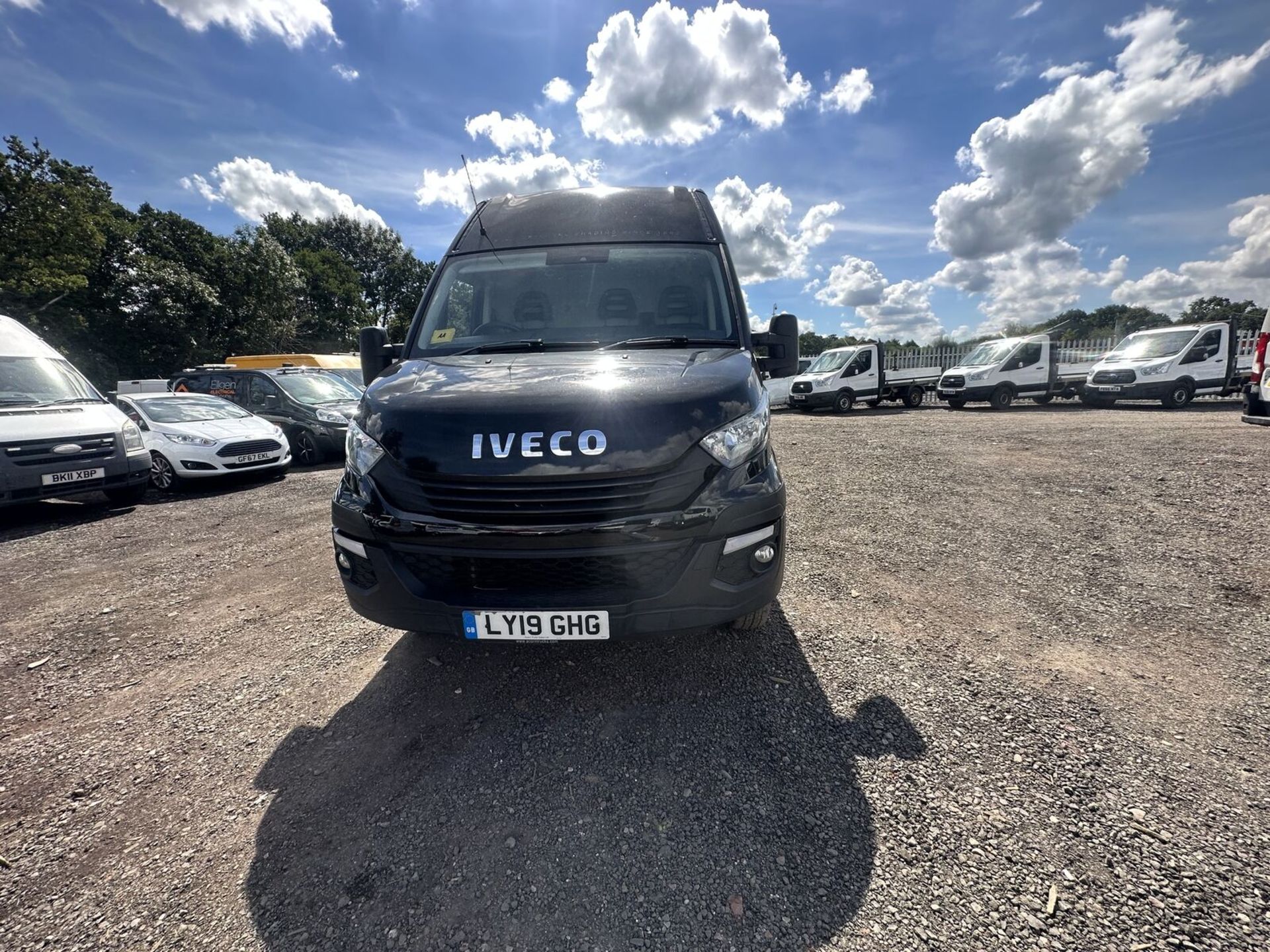 2019 FRESH AND SMOOTH 2019 IVECO DAILY 35C16 DIESEL 2.3 HIGH ROOF VAN 3520L (NO VAT ON HAMMER) - Bild 25 aus 25