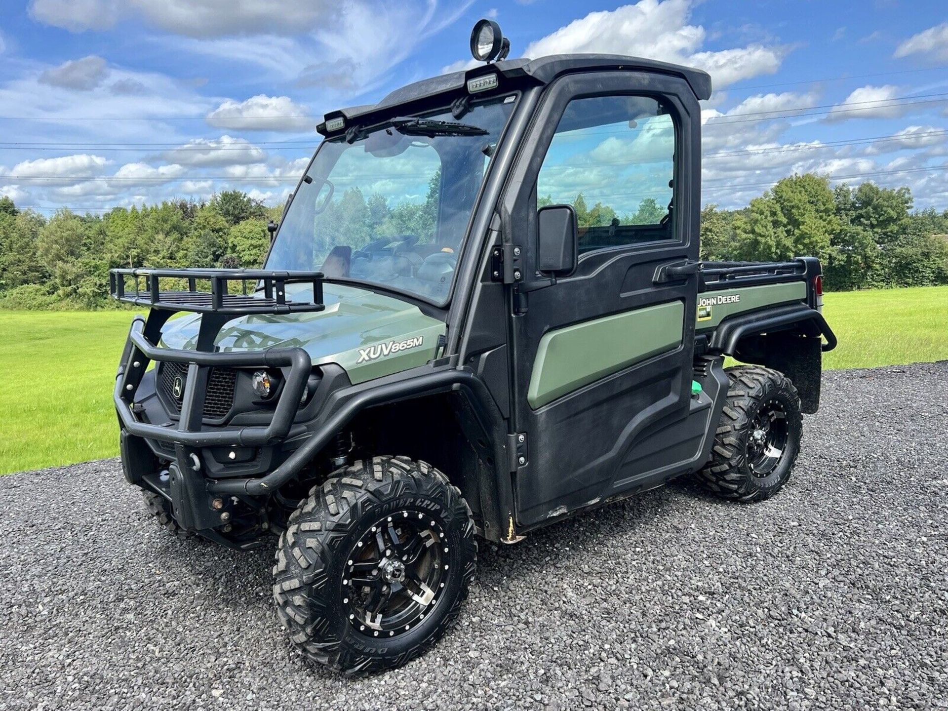 2020/70 JOHN DEERE GATOR 865M UTILITY VEHICLE / POLARIS RANGER / CANAM / JCB - Image 2 of 12