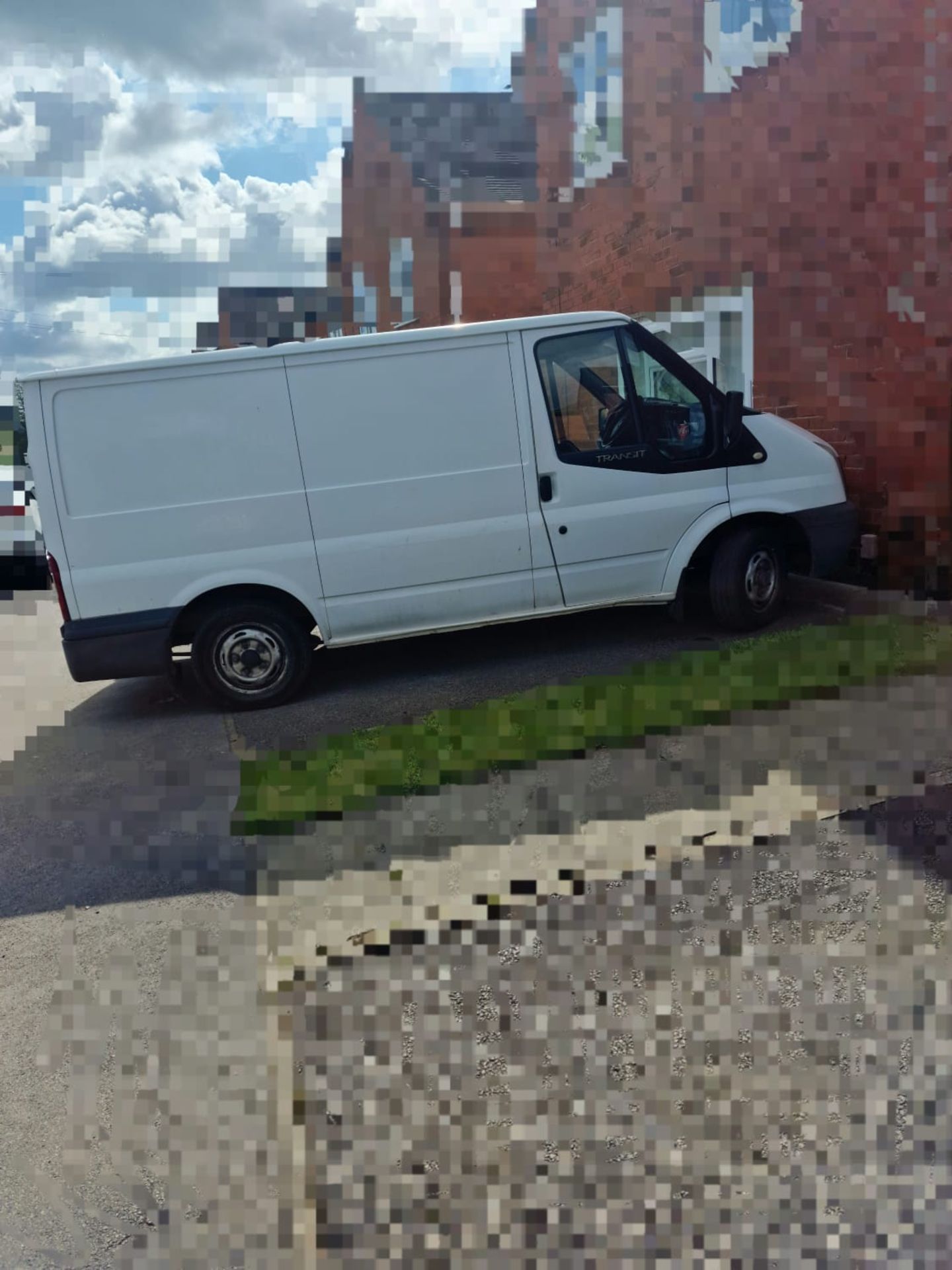 WHITE 2010 FORD TRANSIT 2.2L EURO4 85 T260M FWD PANEL VAN, RECON ENGINE ONLY DONE 80,000 MILES. - Bild 2 aus 14