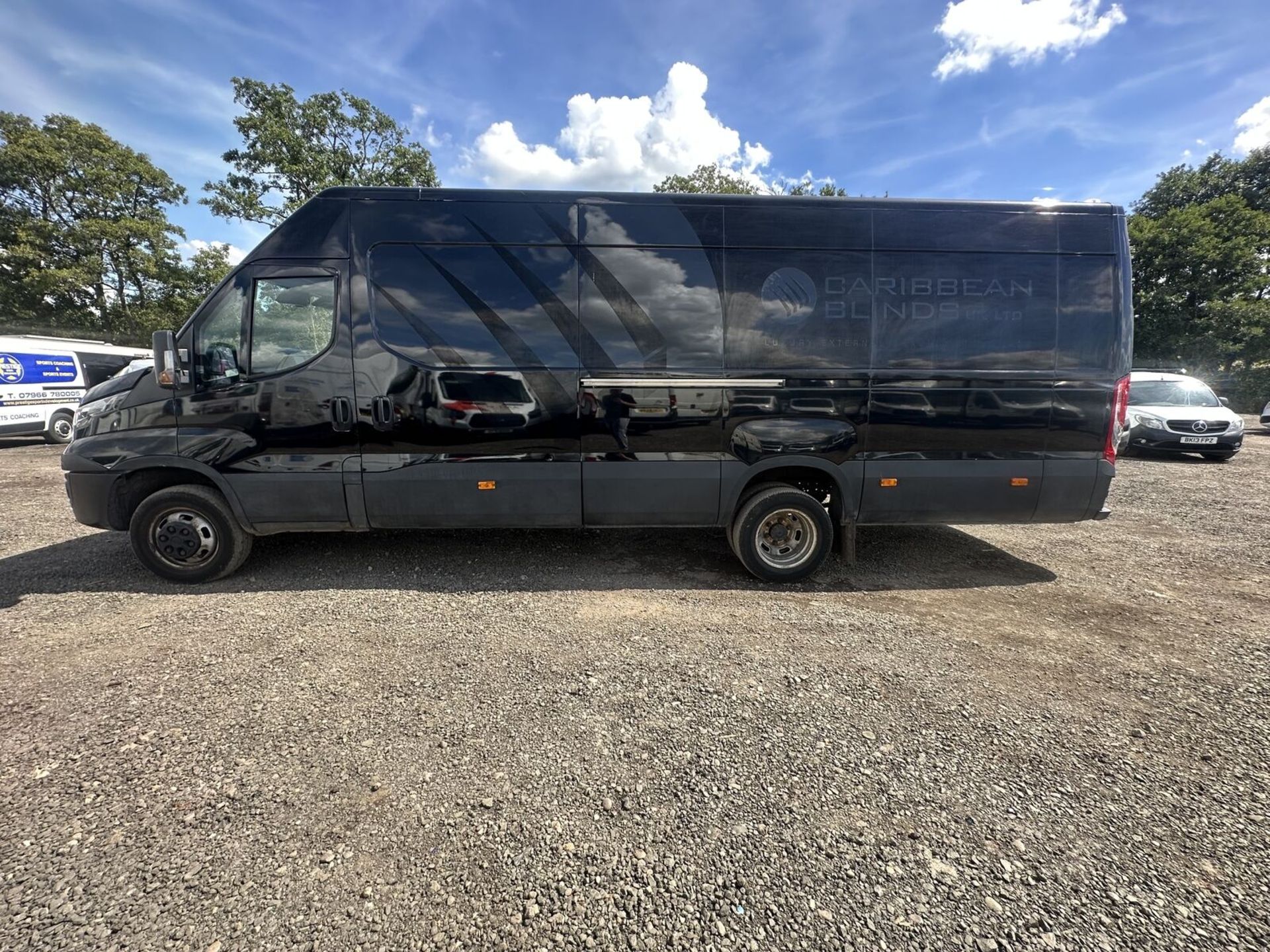 2019 FRESH AND SMOOTH 2019 IVECO DAILY 35C16 DIESEL 2.3 HIGH ROOF VAN 3520L (NO VAT ON HAMMER) - Bild 13 aus 25