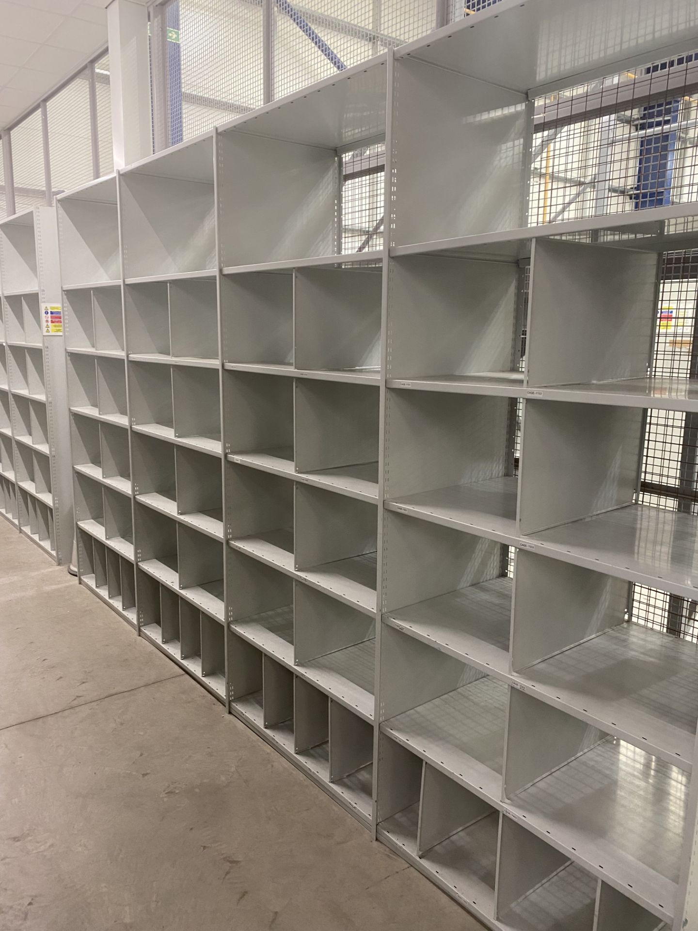 4 BAYS X ADJUSTABLE WAREHOUSE SHELVING - (CAN BE DISMANTLED)