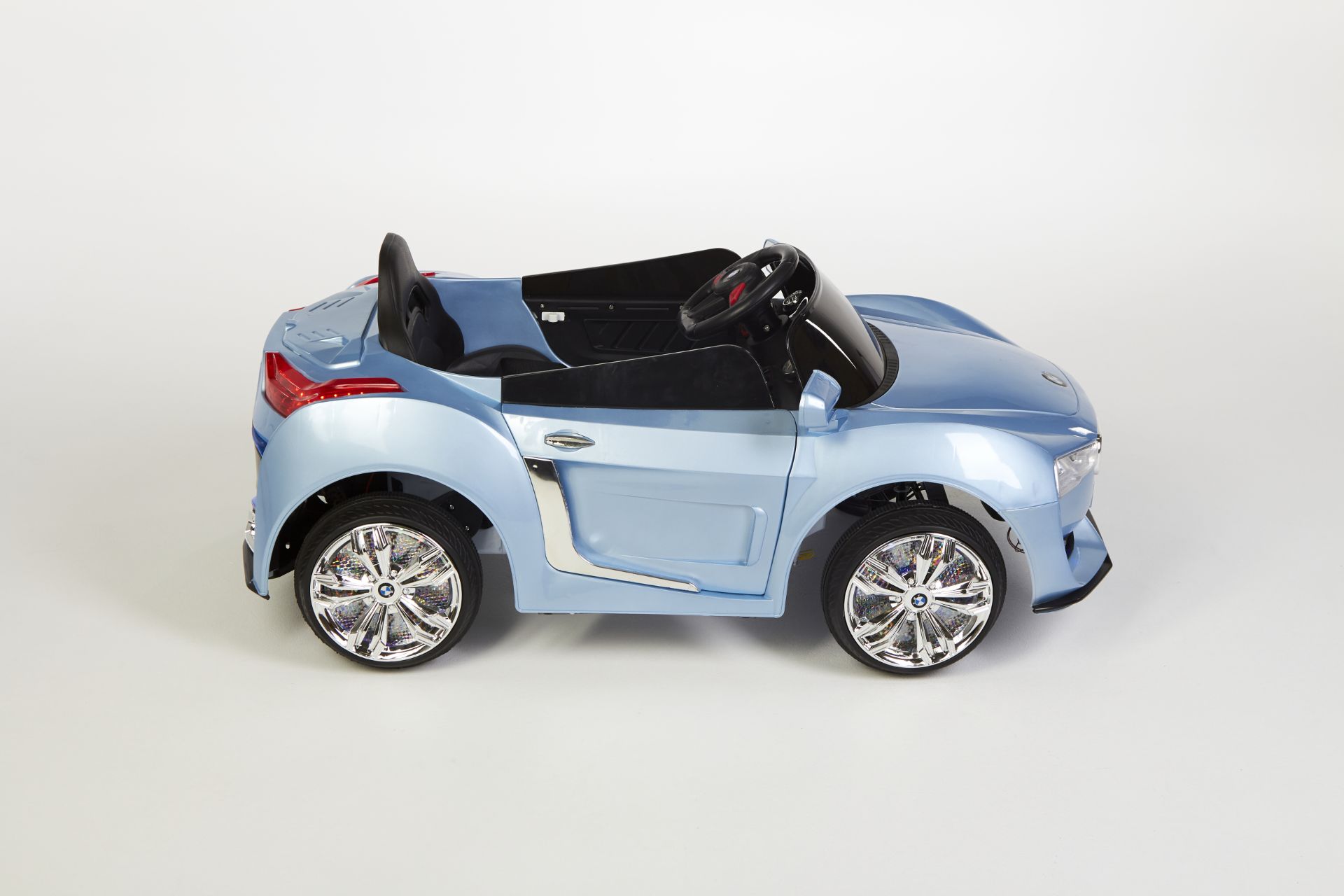 BRAND NEW BLUE KIDS ELECTRIC TOY CAR - BMW STYLE - Image 3 of 10
