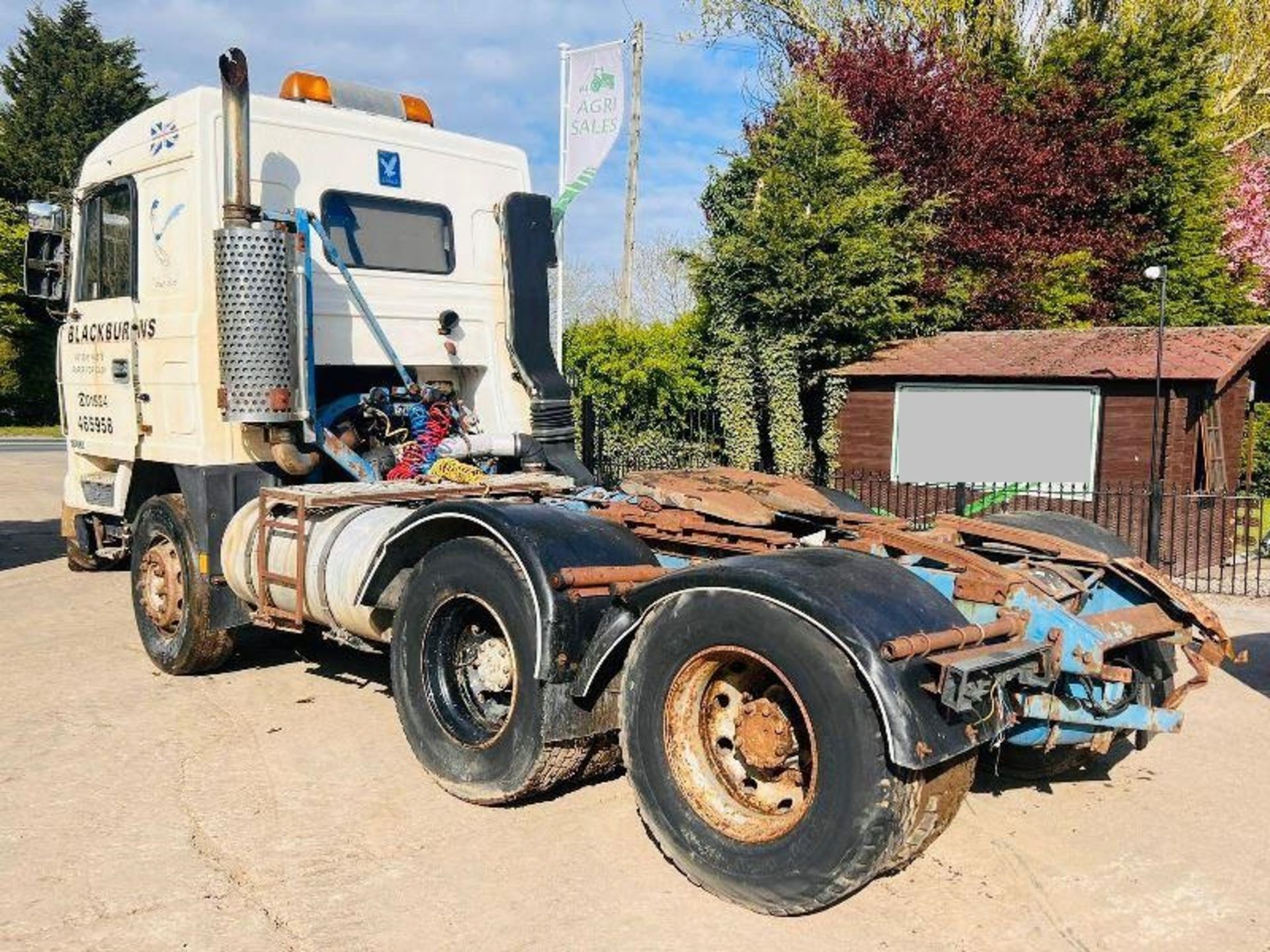 FODEN S106T TRACTOR UNIT C/W DOUBLE DRIVE BACK END *NON-RUNNER* - Image 11 of 15