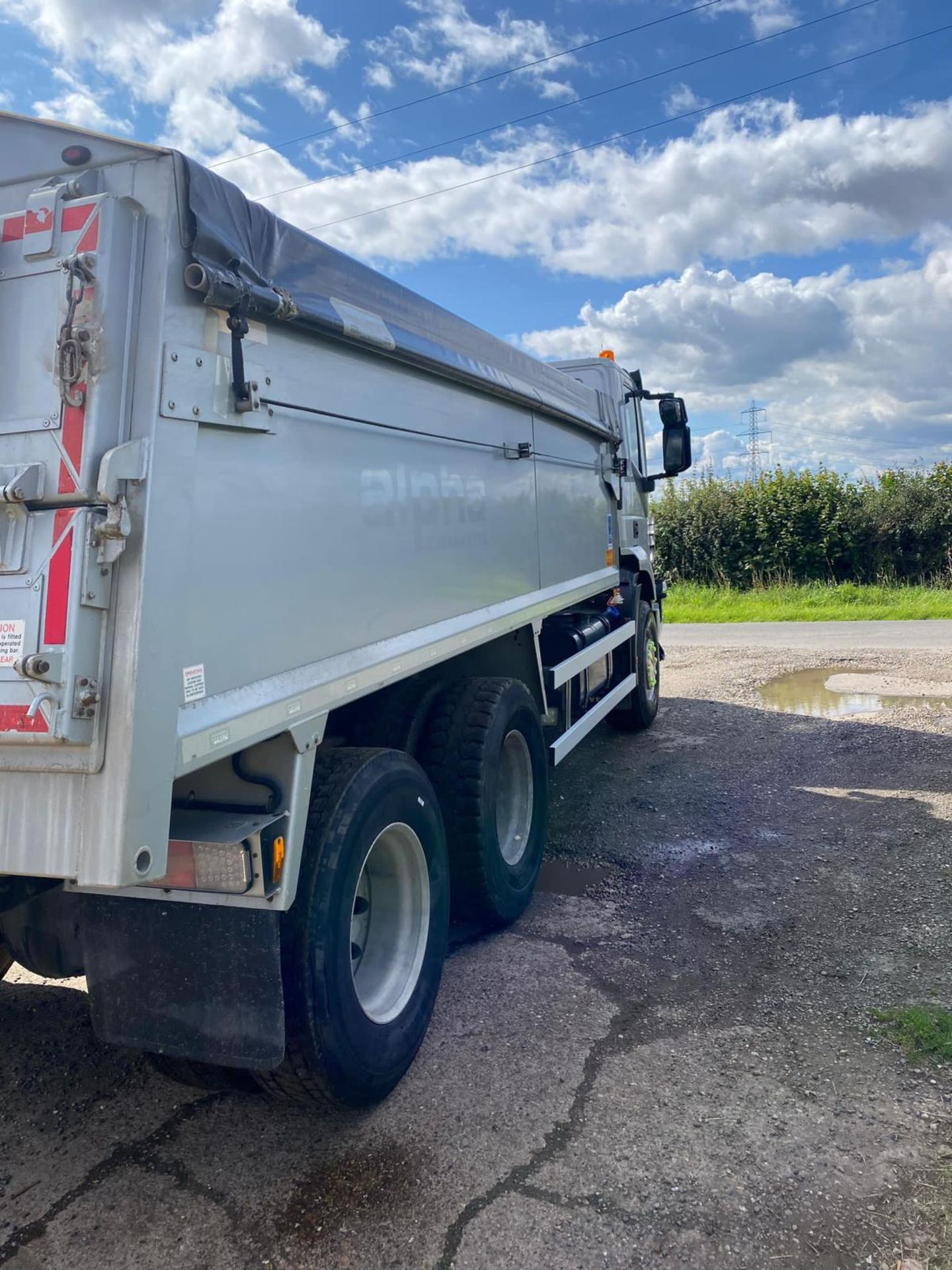 IVECO AD 260T WILCOX INSULATED TARMAC BODY - Image 6 of 15