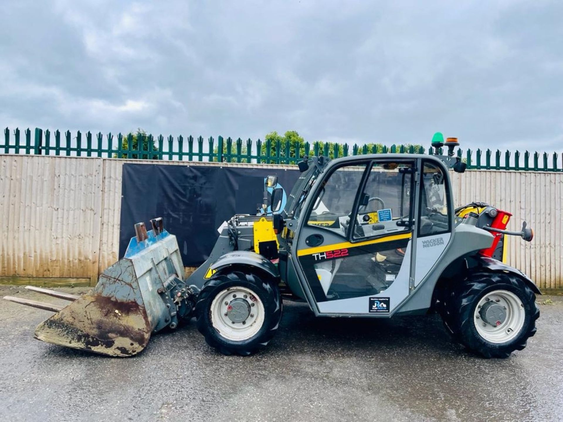 WACKER NEUSON TH522 YEAR 2016 3335 HOURS JOYSTICK HYDRAULIC HITCH 5 M REACH 2200 KG LIFT