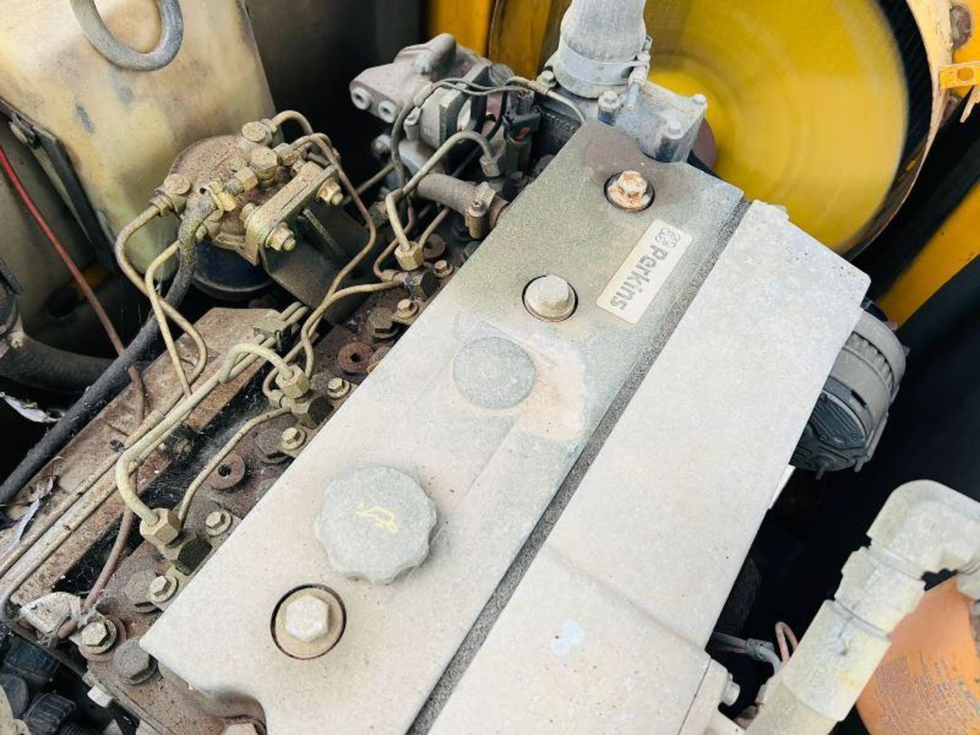 BARFORD SX7000 4WD DUMPER C/W ROLE FRAME & PERKINS PHASER ENGINE - Image 5 of 9