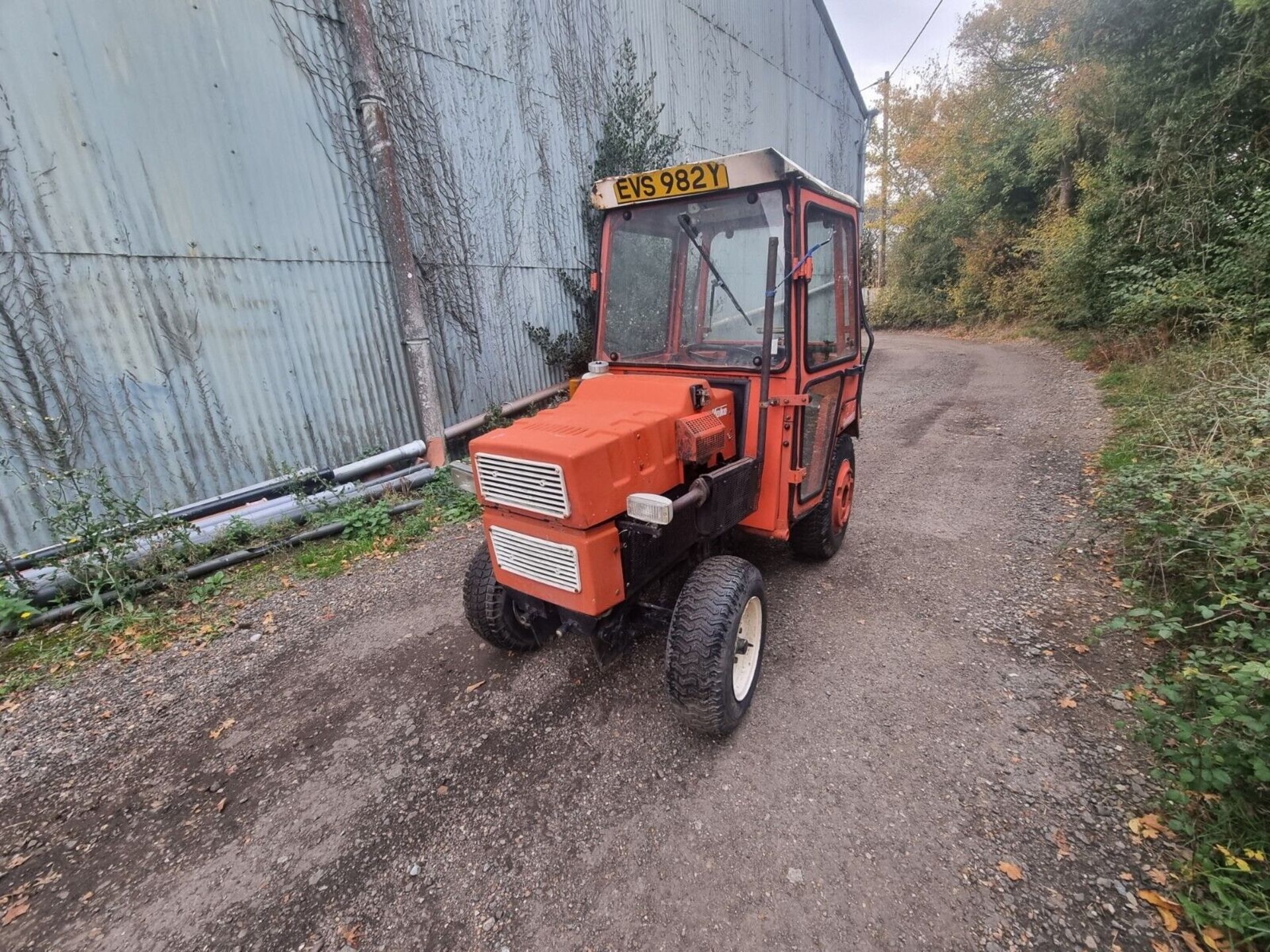 1987 HAKO TRACTOR 2WD - Image 3 of 6