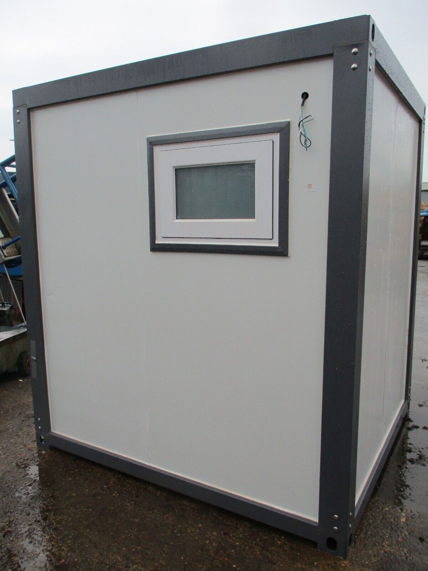 UNUSED 2.15M X 1.9M SHOWER TOILET BLOCK SHIPPING CONTAINER - Image 2 of 9