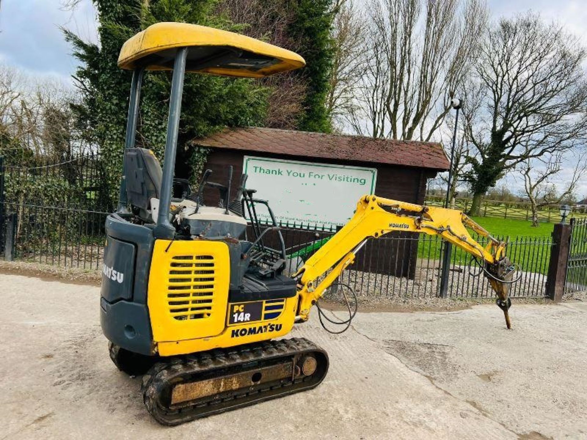 KOMATSU PC14R TRACKED EXCAVATOR C/W HYDRAULIC BREAKER - Image 2 of 8