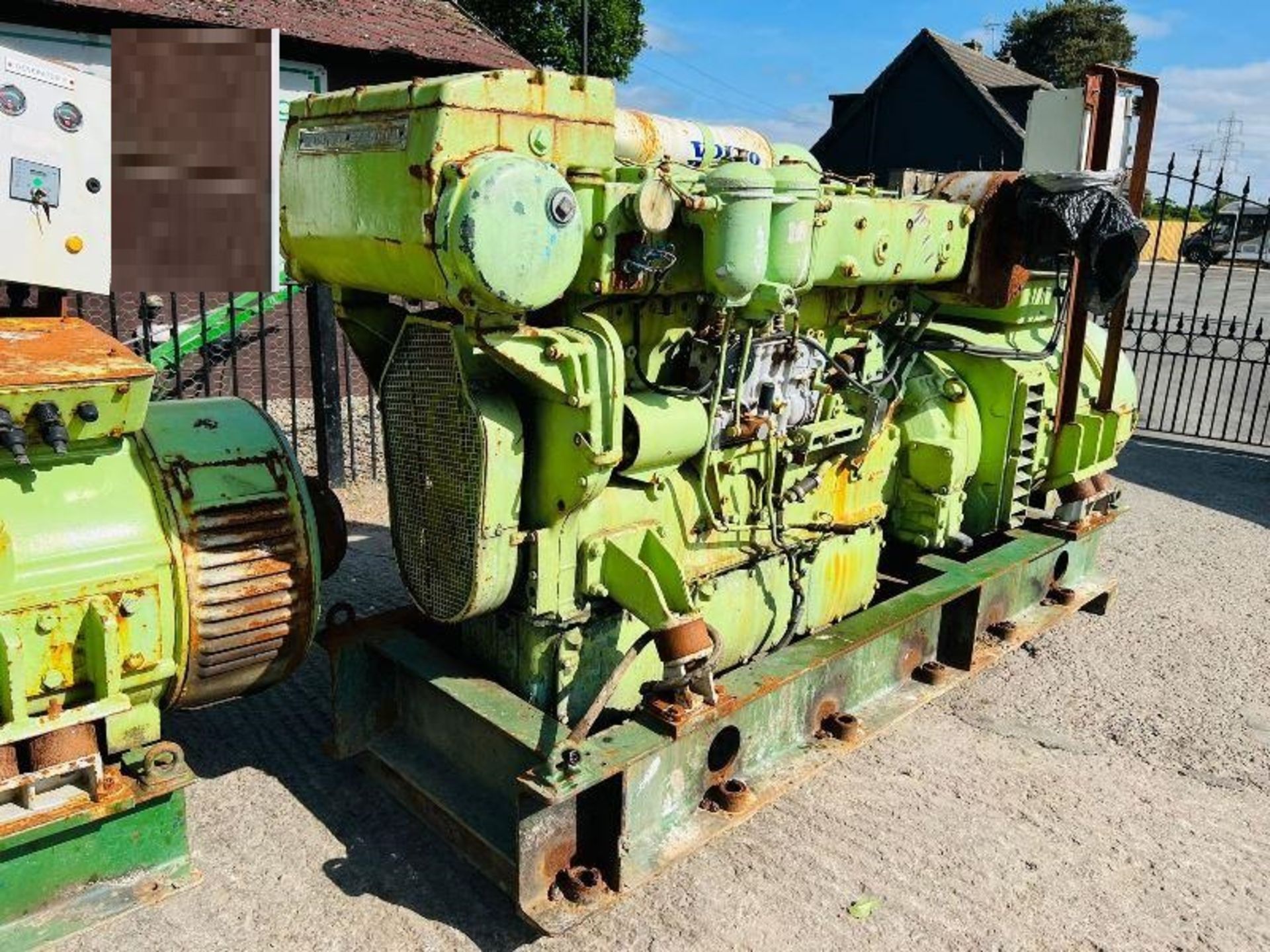 VOLVO PENTA TAMD100A 180KVA GENERATOR *CHOICE OF TWO* - Image 16 of 17