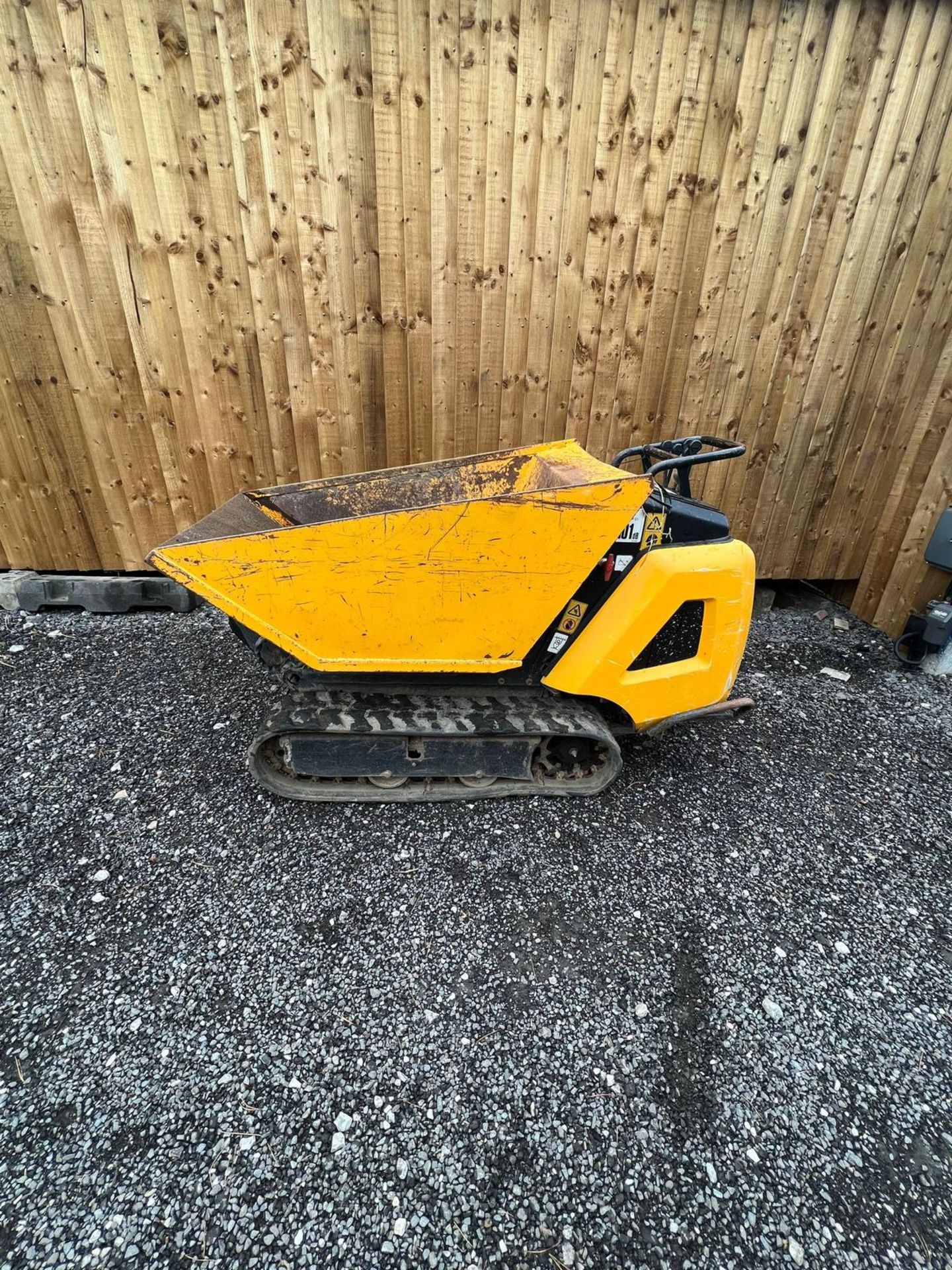 2016 JCB HTD-5 DUMPER PEDESTRIAN TIP TRACK DUMPER. - Image 7 of 13