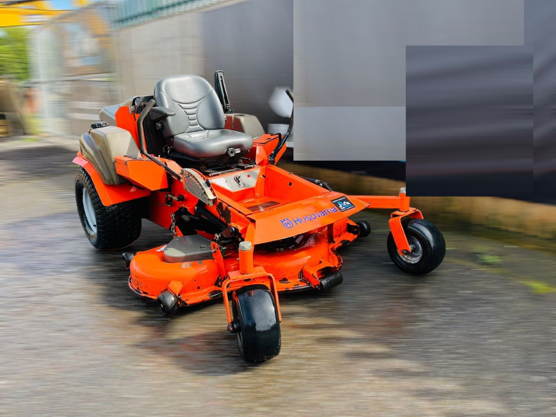 HUSQVARNA BZ34C MOWER - Image 3 of 14