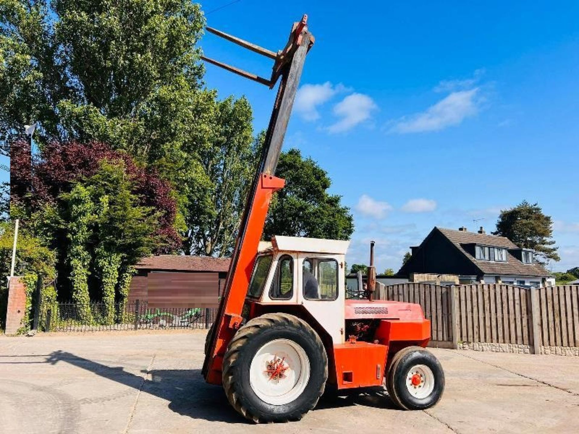 FINLAY F60 ROUGH TERRIAN FORKLIFT C/W TWO STAGE MAST - Image 10 of 19