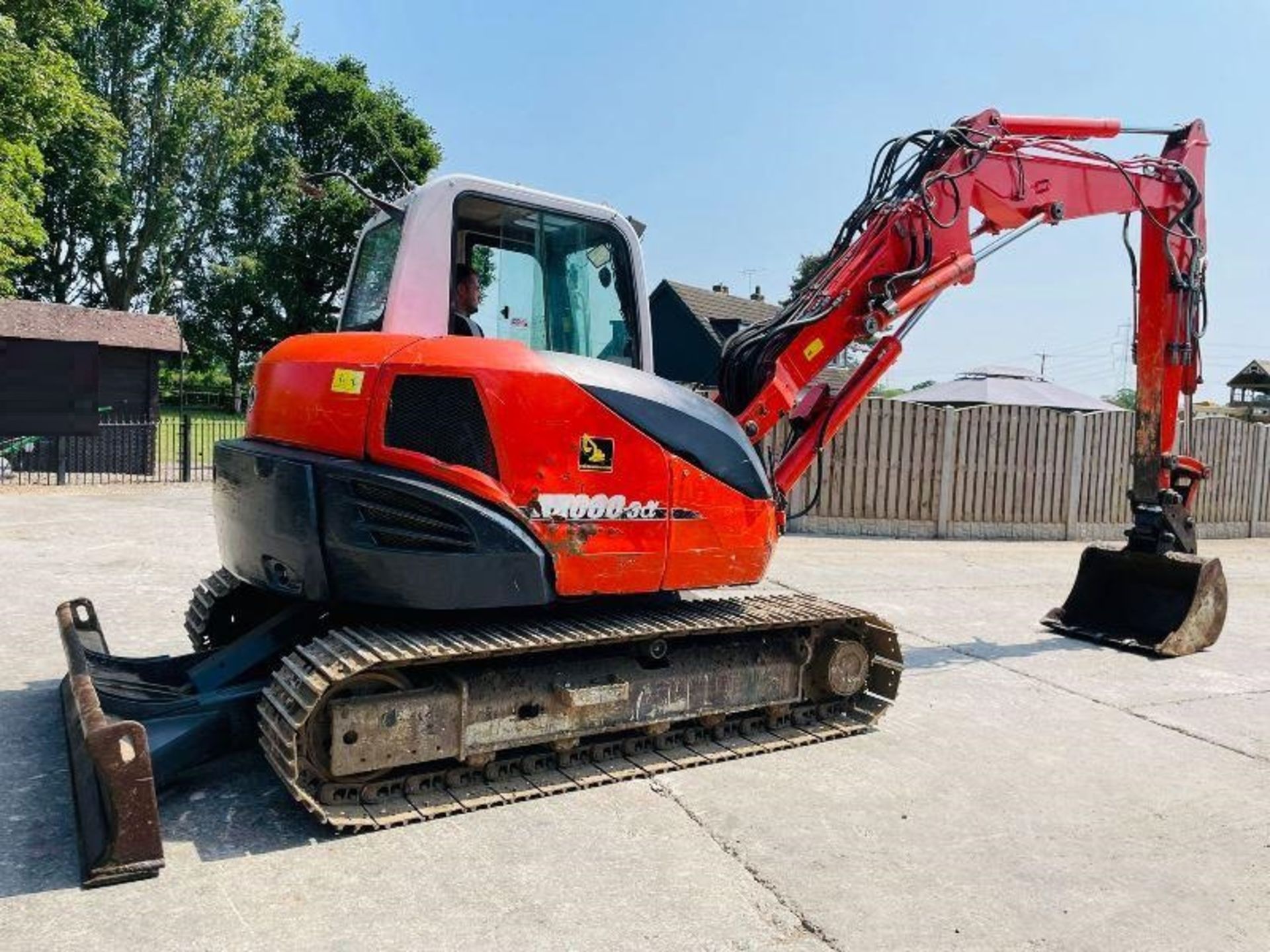 KUBOTA KX080-3 EXCAVATOR *YEAR 2013, ZERO SWING * C/W THREE PEACE BOOM