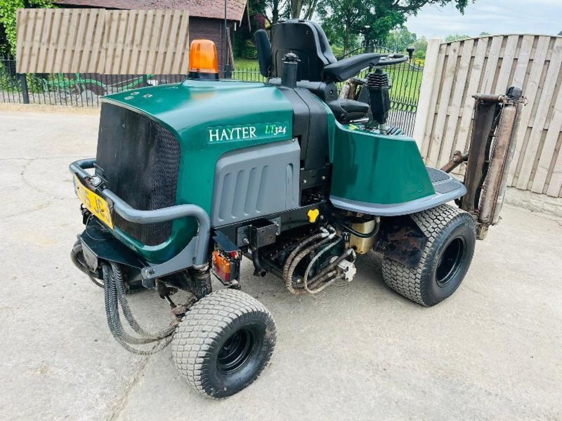 HAYTER LT324 4WD 3 GANG DIESEL MOWER *ROAD REGISTERED*