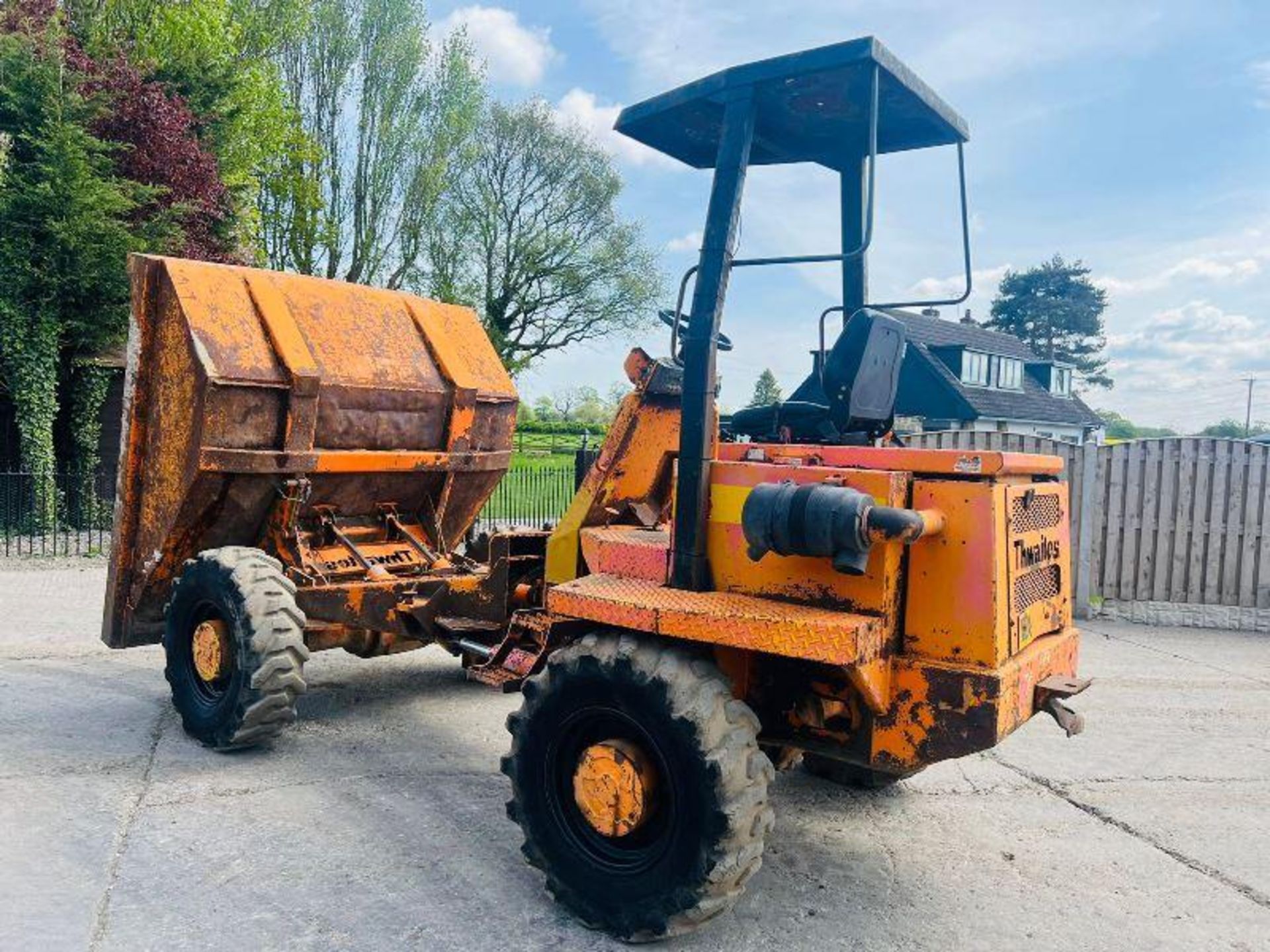 THWAITES 5 TON 4WD DUMPER C/W ROLE BAR & CANOPY - Image 7 of 13