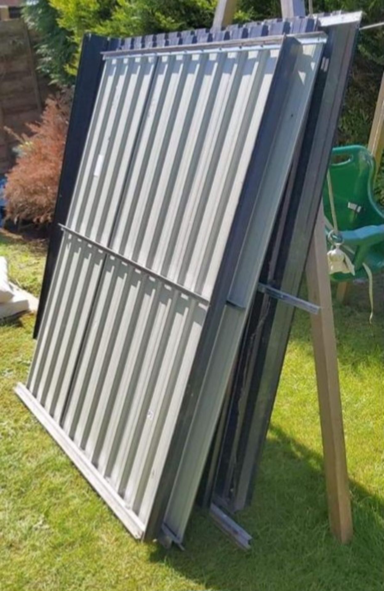 RRP £499.00 - 10FT X 8FT DARK GREY TRENTVALE METAL APEX GARDEN YARD SHED - NO VAT. - Image 10 of 10