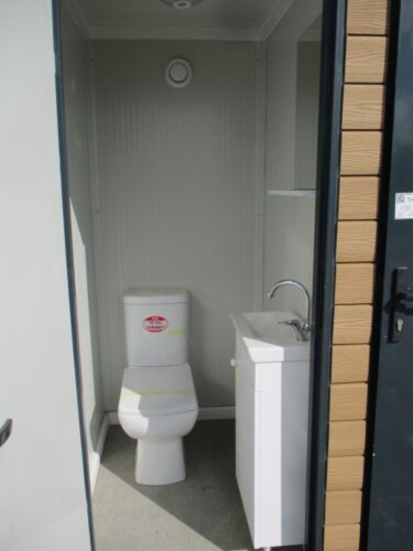 ADACON 2.1M X 1.35M DOUBLE TOILET BLOCK SECURE SHIPPING CONTAINER - Image 5 of 9