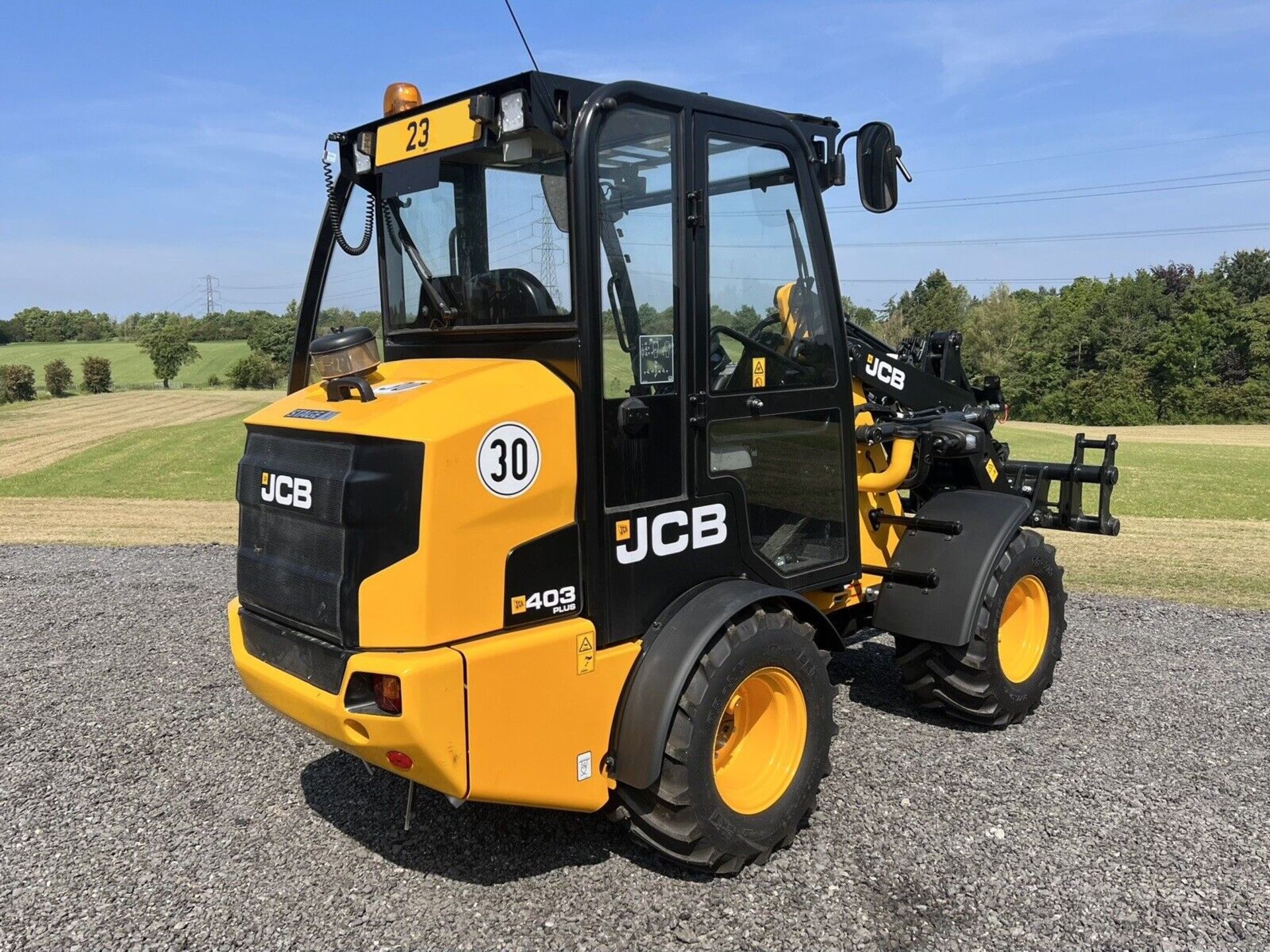 2023 NEW JCB 403 PLUS STAGE 5 / LOADER / LOADALL / TELEHANDLER - Image 3 of 10