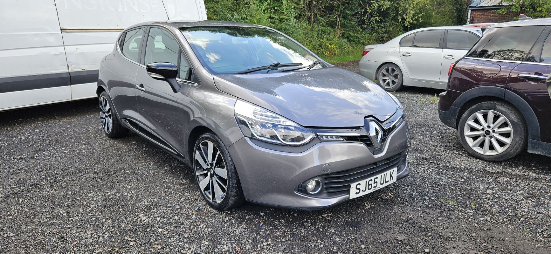 2016 RENAULT CLIO AUTOMATIC - Image 4 of 7