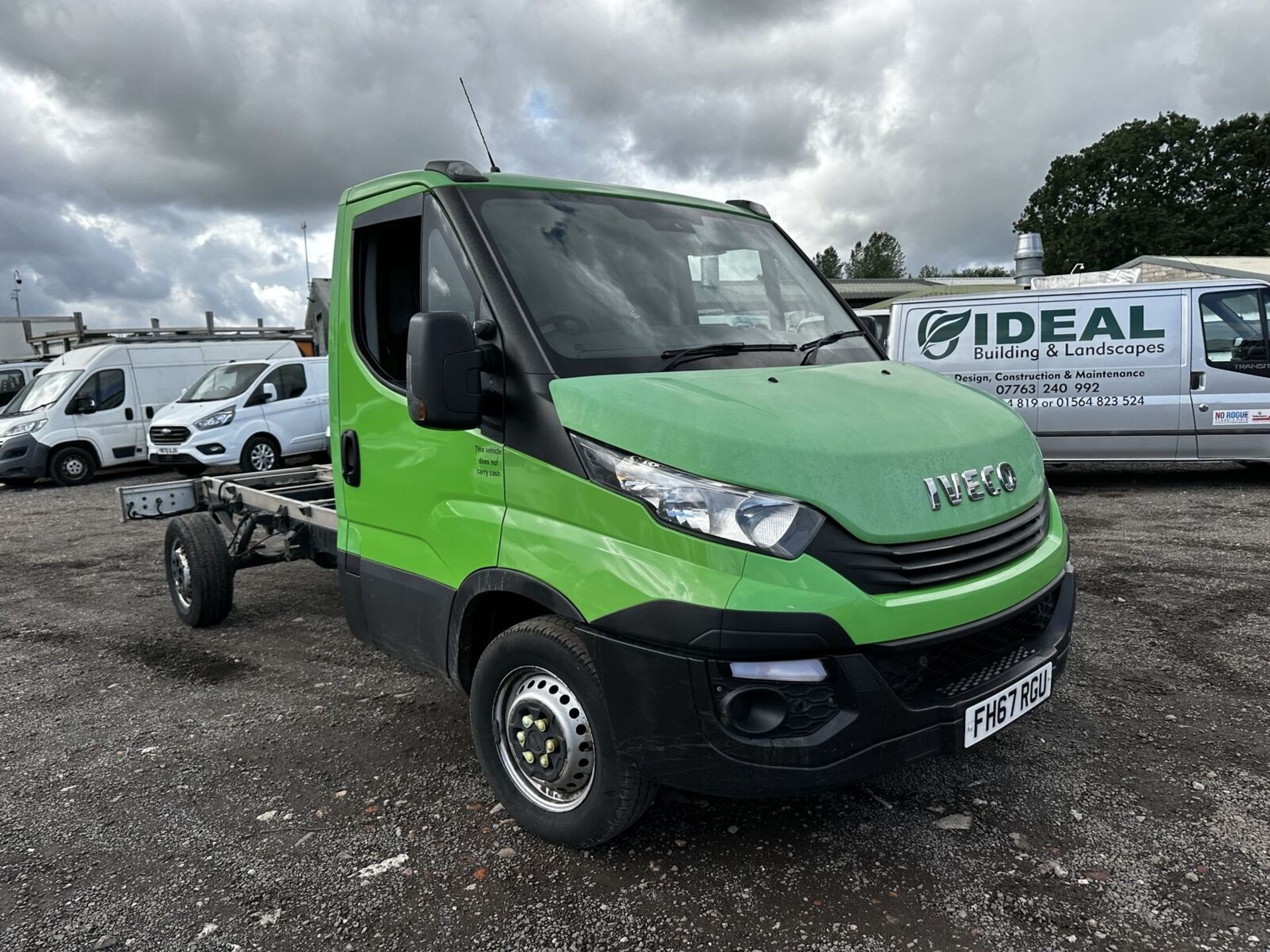 **NO VAT ON HAMMER** READY FOR ACTION: 2018 DAILY 35S12 S-A CHASSIS CAB IN GREEN - Image 11 of 12