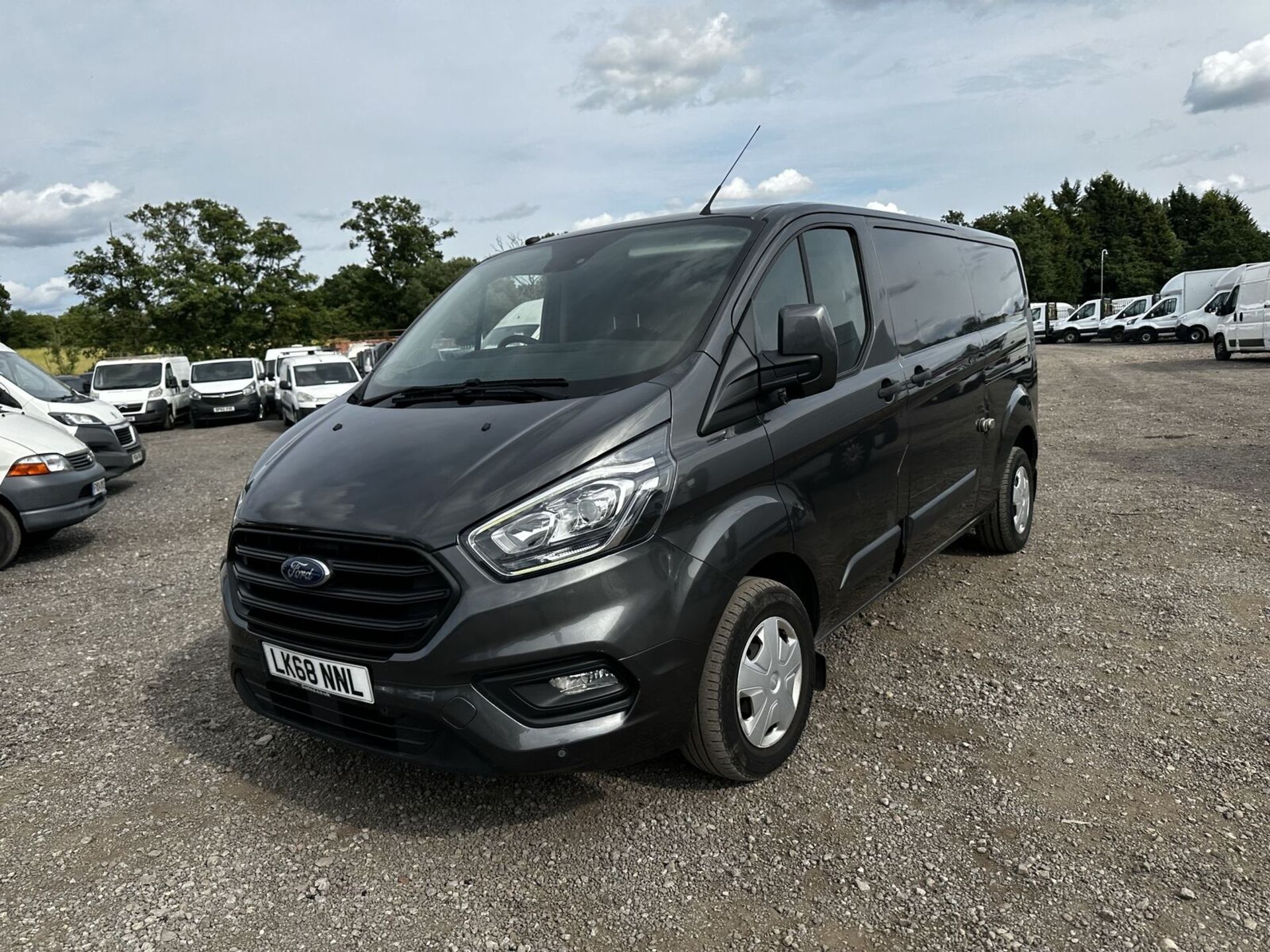 68 PLATE GREY VAN: FORD TRANSIT CUSTOM WITH ONLY 44K MILES - TESTED & STARTS PERFECT RUNS PERFECT - Image 6 of 16
