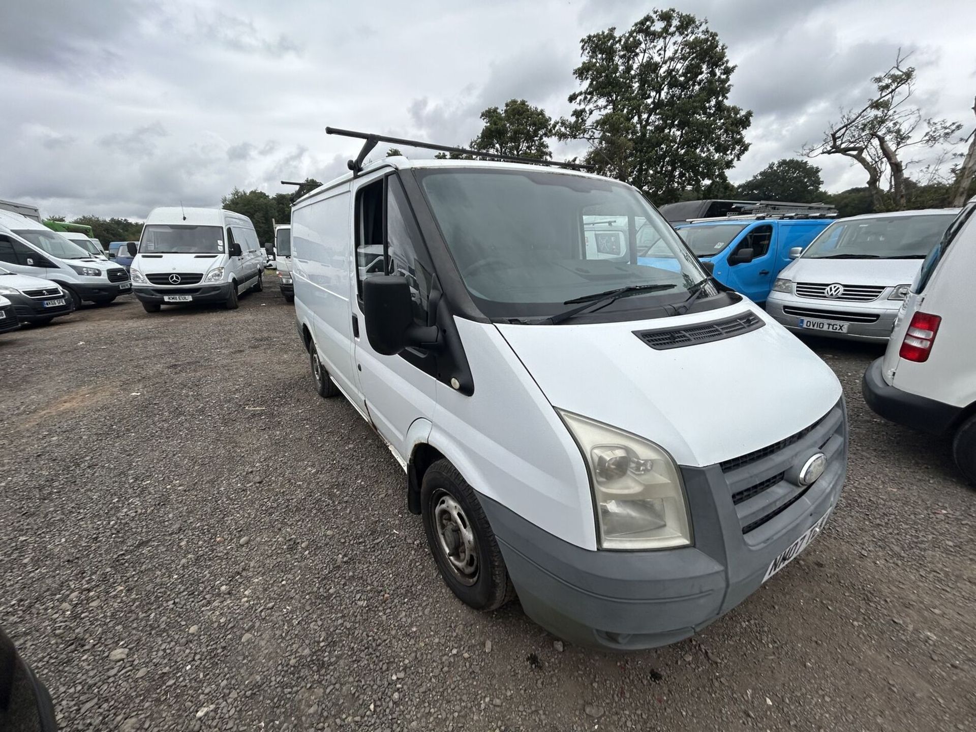 FORMER KEEPER'S GEM: 2007 FORD TRANSIT 280 SWB DIESEL - MOT: FEB 2024 (NO VAT ON HAMMER)