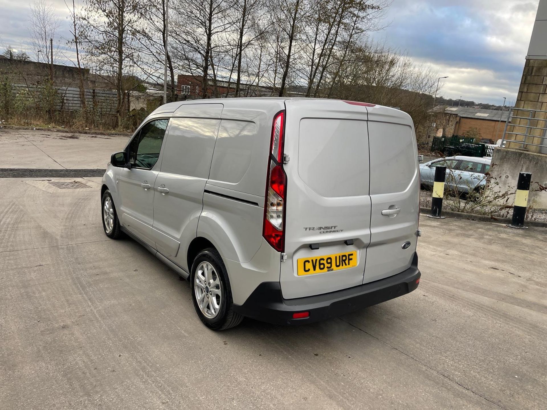 2019 FORD TRANSIT CONNECT LIMITED: POWERFUL 1.5 TDCI DIESEL - Image 6 of 12