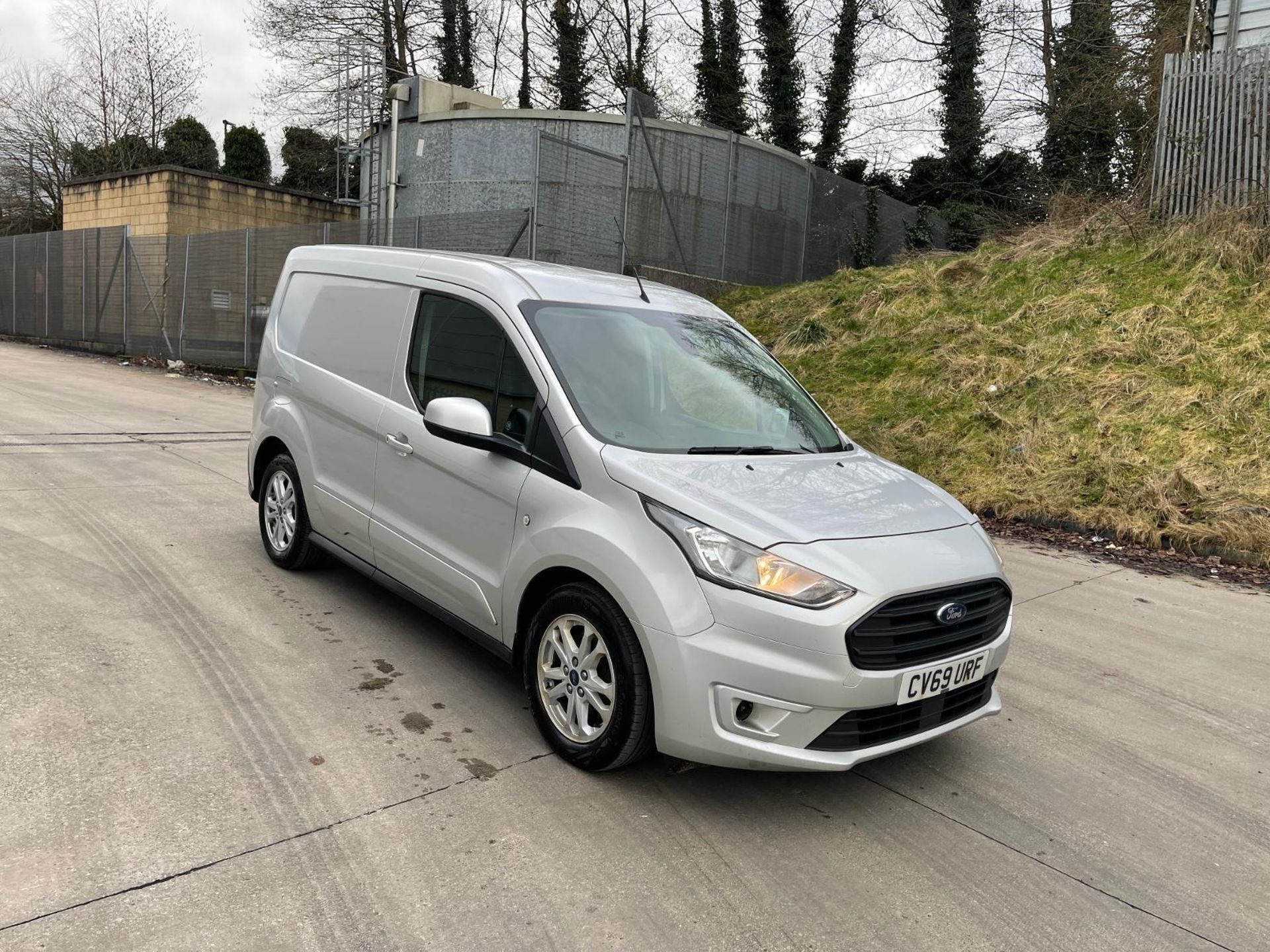 2019 FORD TRANSIT CONNECT LIMITED: POWERFUL 1.5 TDCI DIESEL - Image 2 of 12
