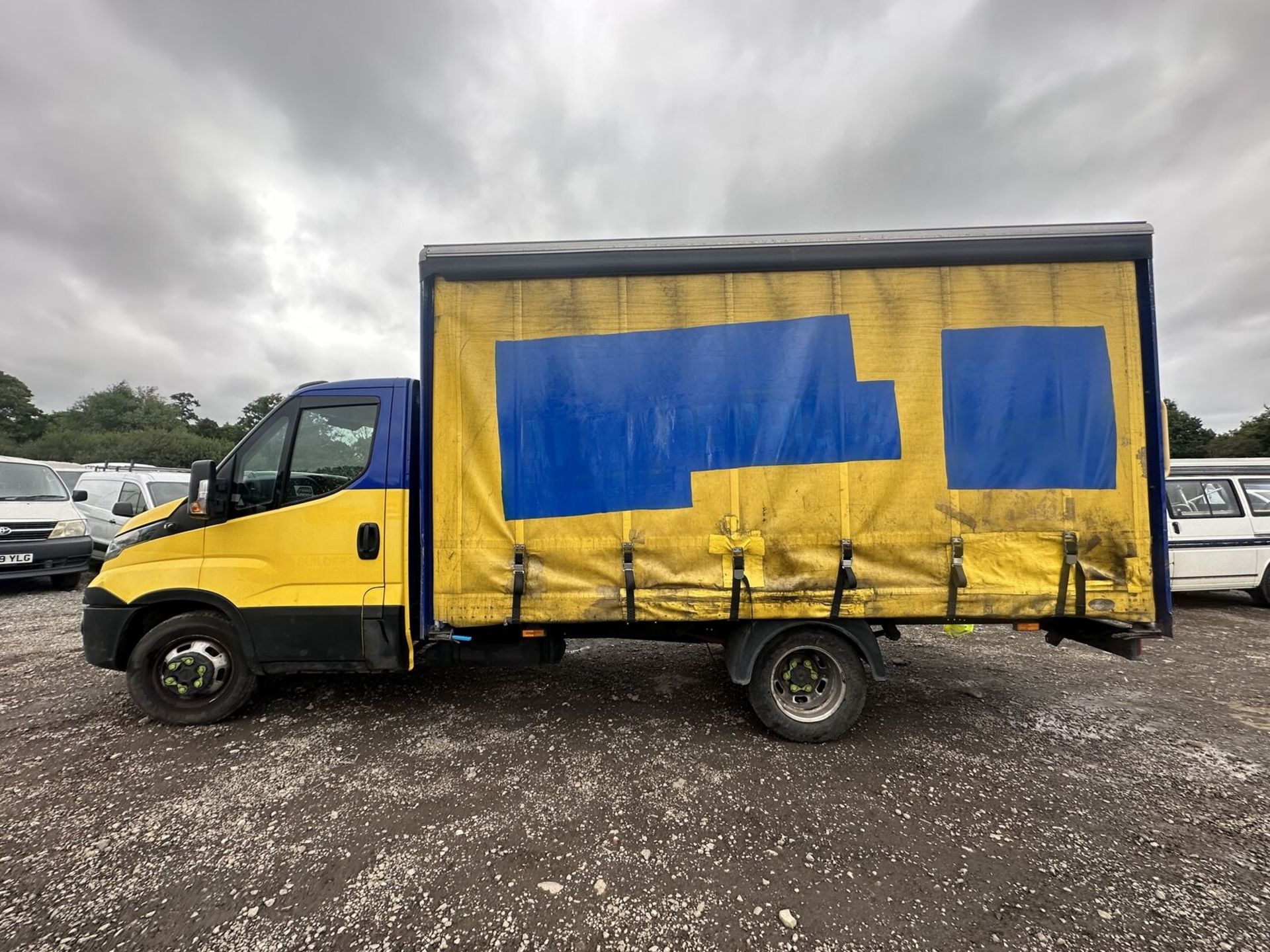 2017 IVECO DAILY 35C14: EFFICIENT CURTAINSIDER LUTON VAN ONLY 75K MILES